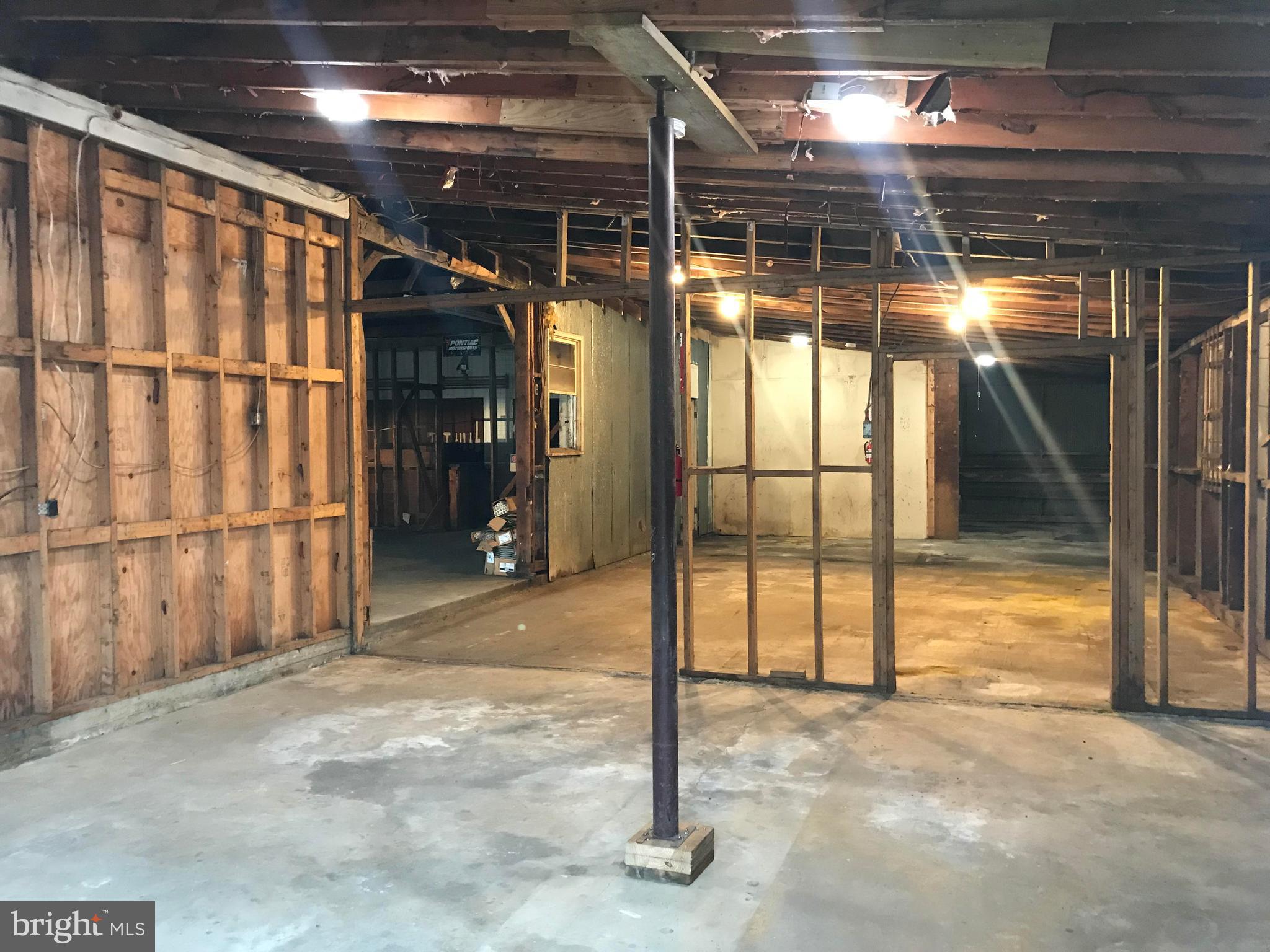 NONE AVAILABLE - Commercial Lease