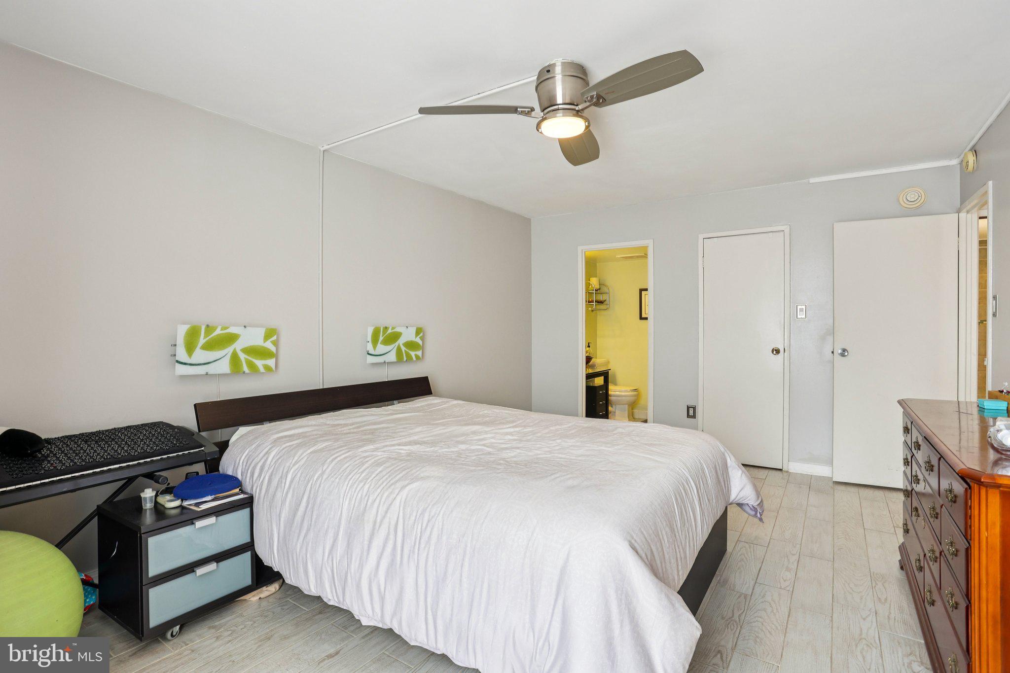 PLYMOUTH HILL - Residential