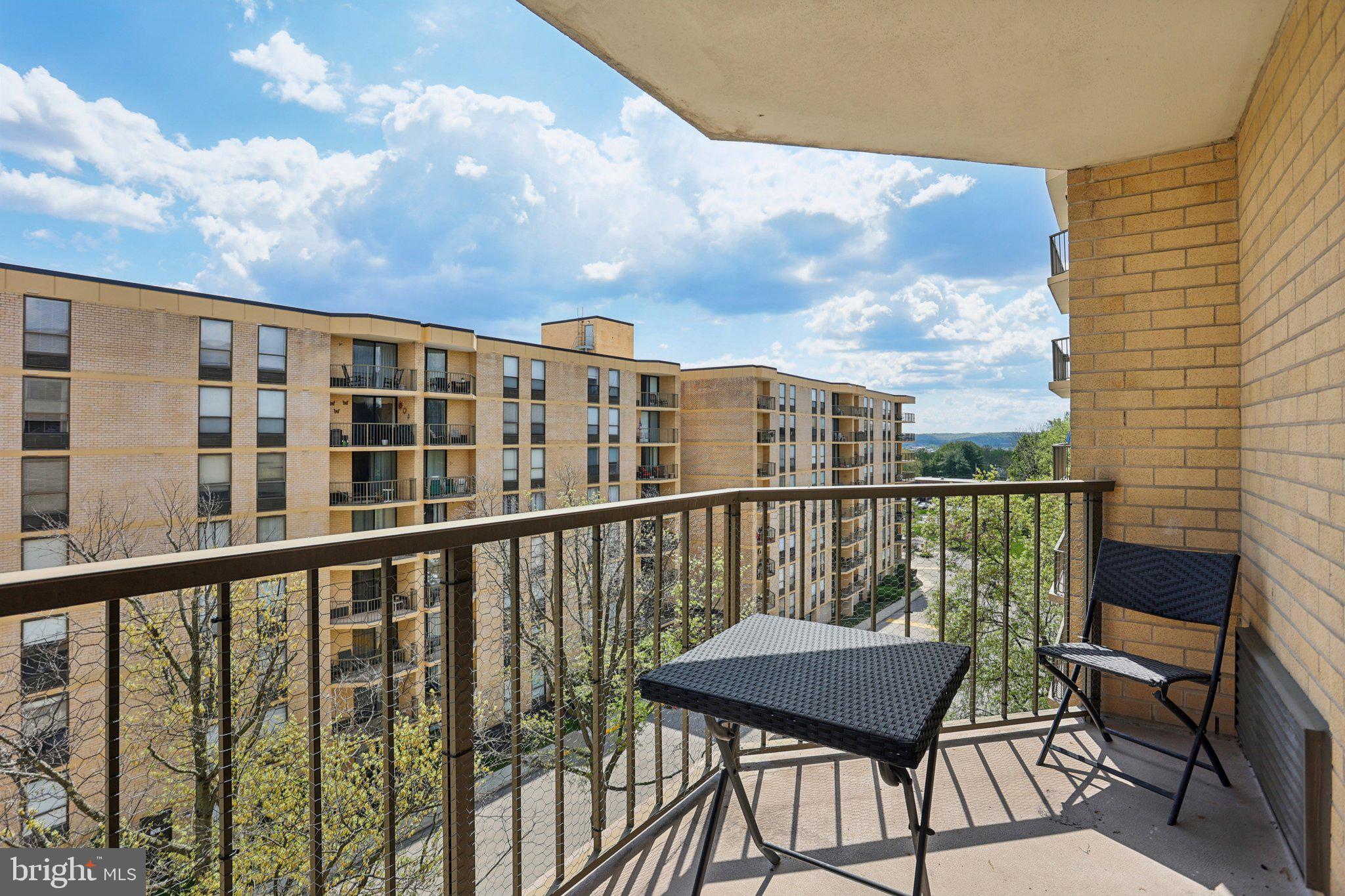 PLYMOUTH HILL - Residential