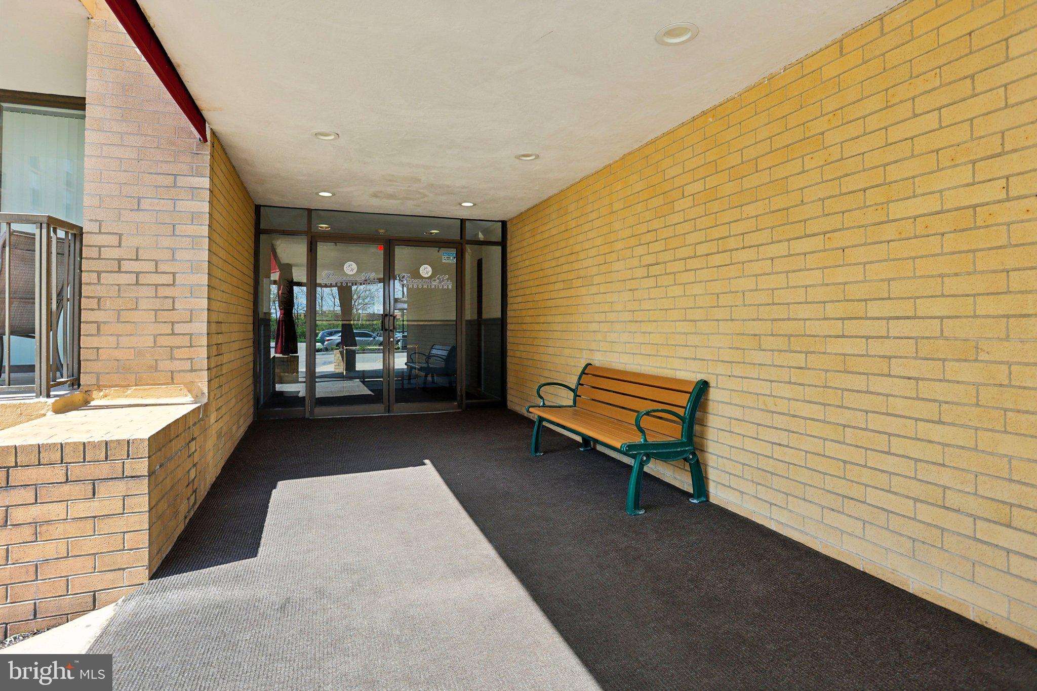 PLYMOUTH HILL - Residential