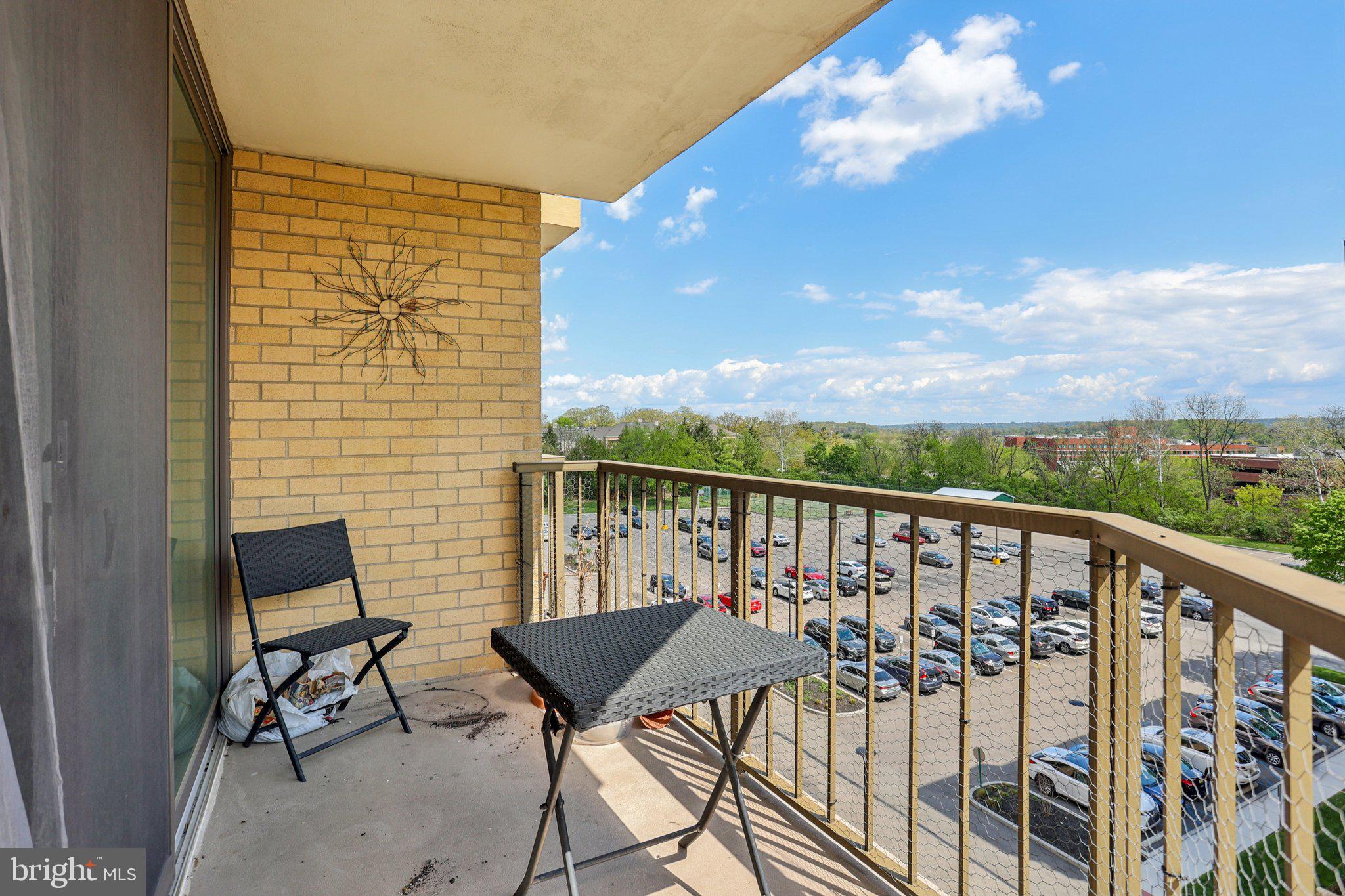 PLYMOUTH HILL - Residential