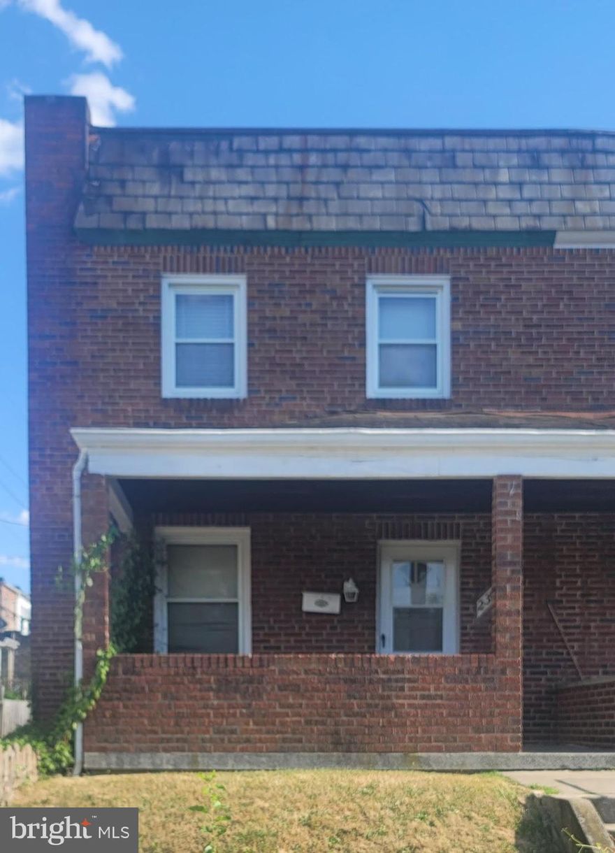 Great opportunity to purchase a Brick, End of Group Rowhome & provide the TLC it needs. Schedule your appointment today!