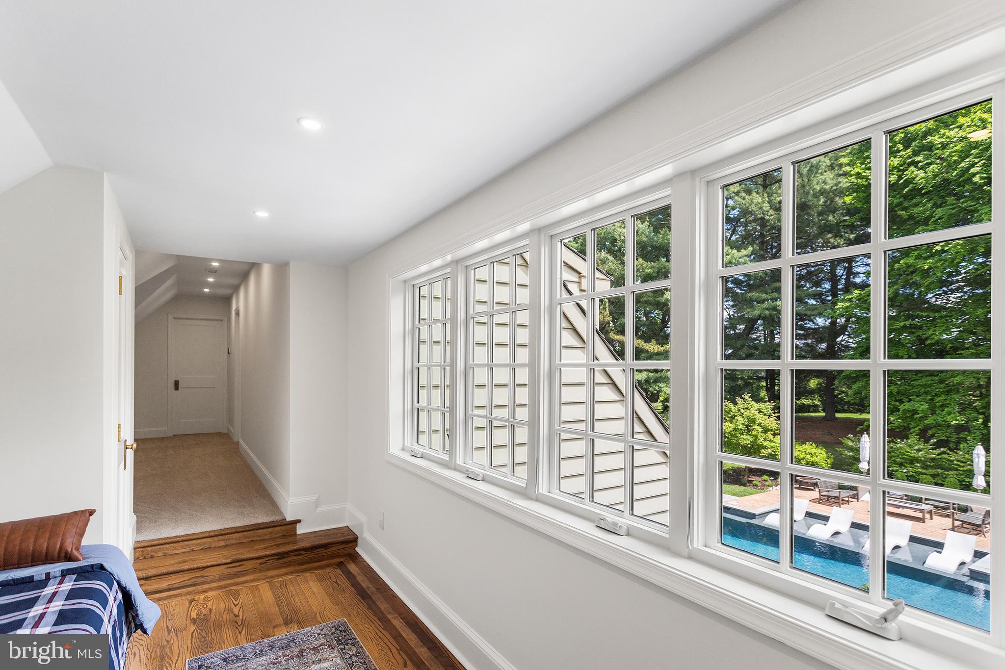 RADNOR HUNT - Residential