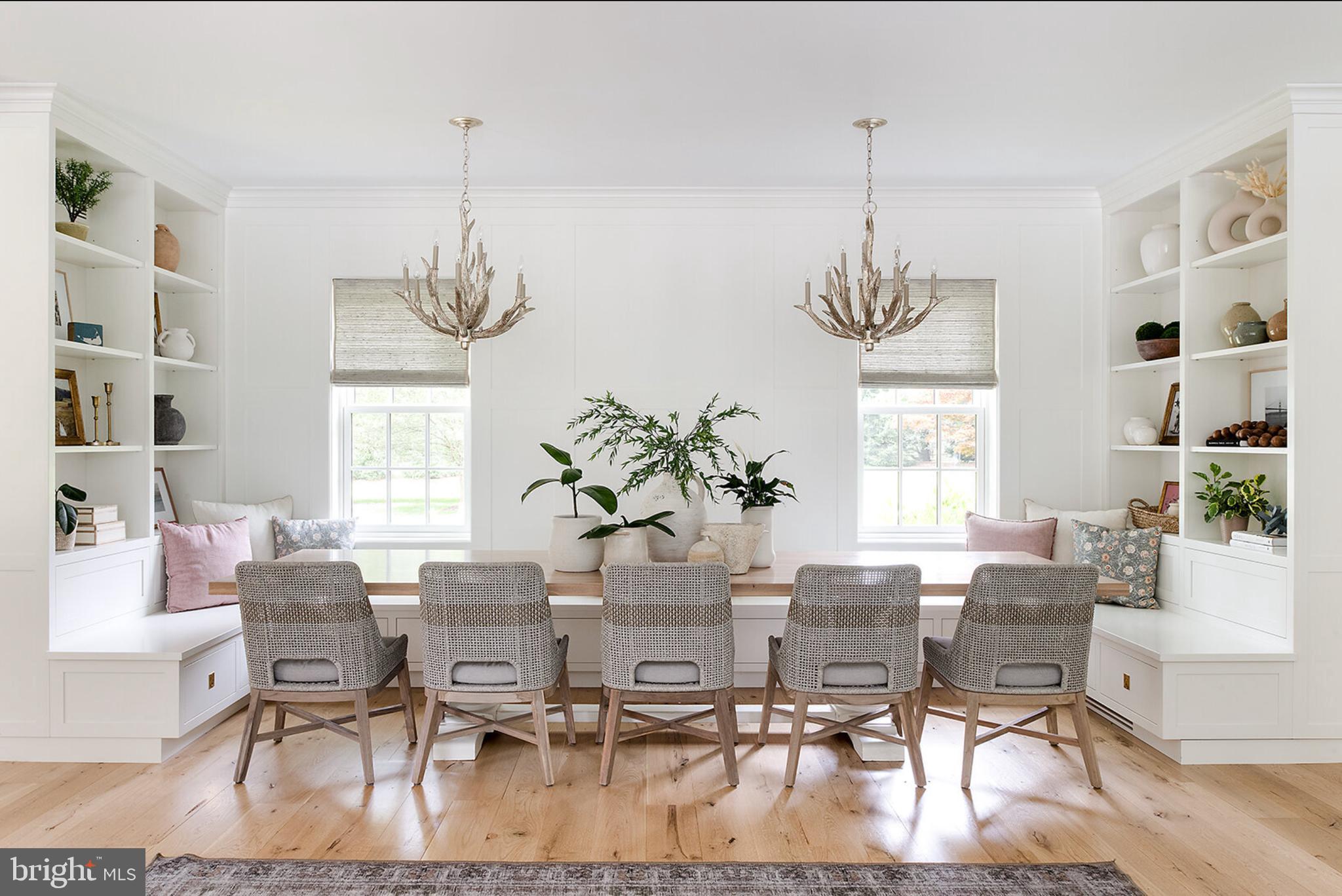 RADNOR HUNT - Residential