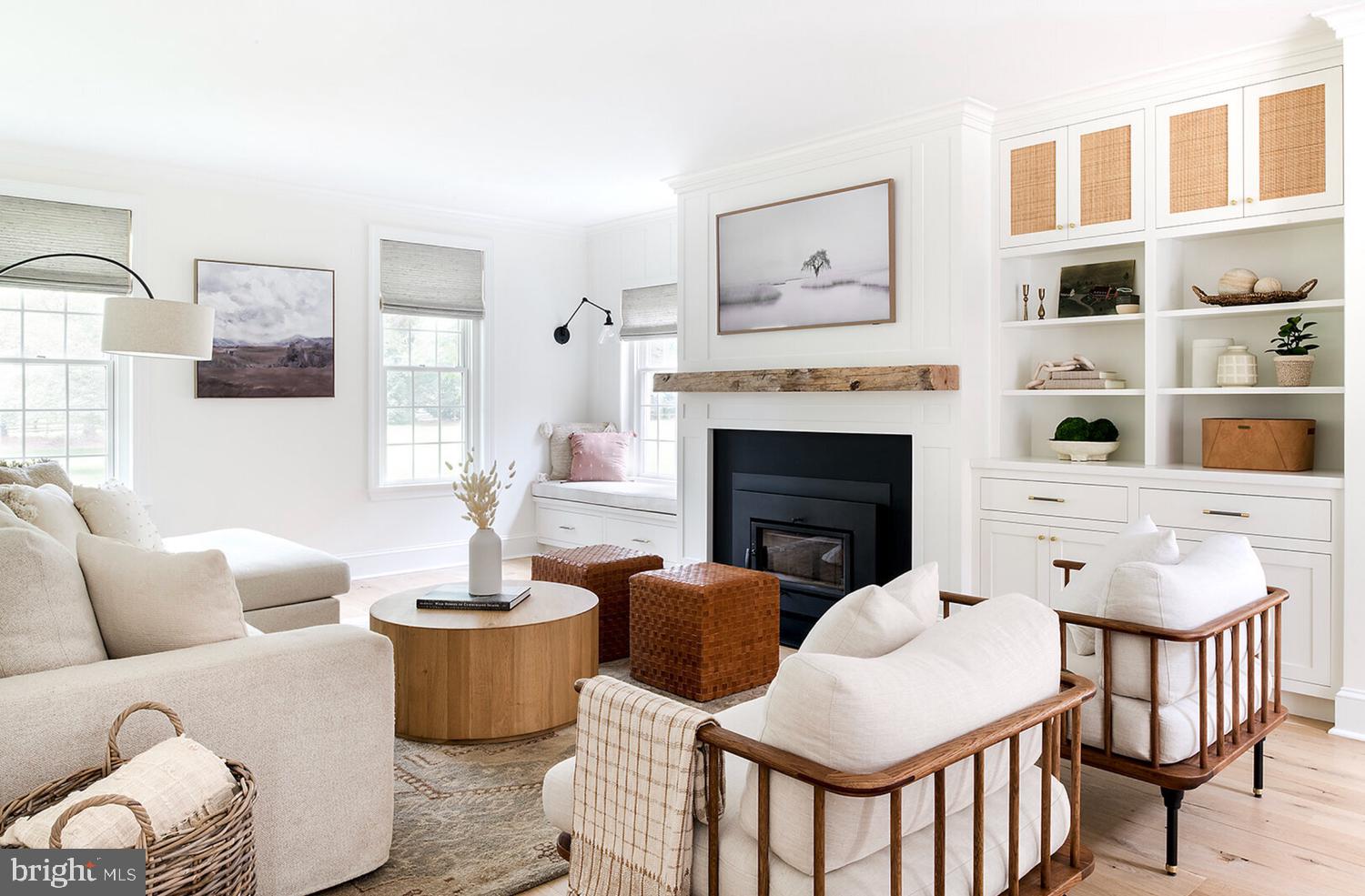RADNOR HUNT - Residential