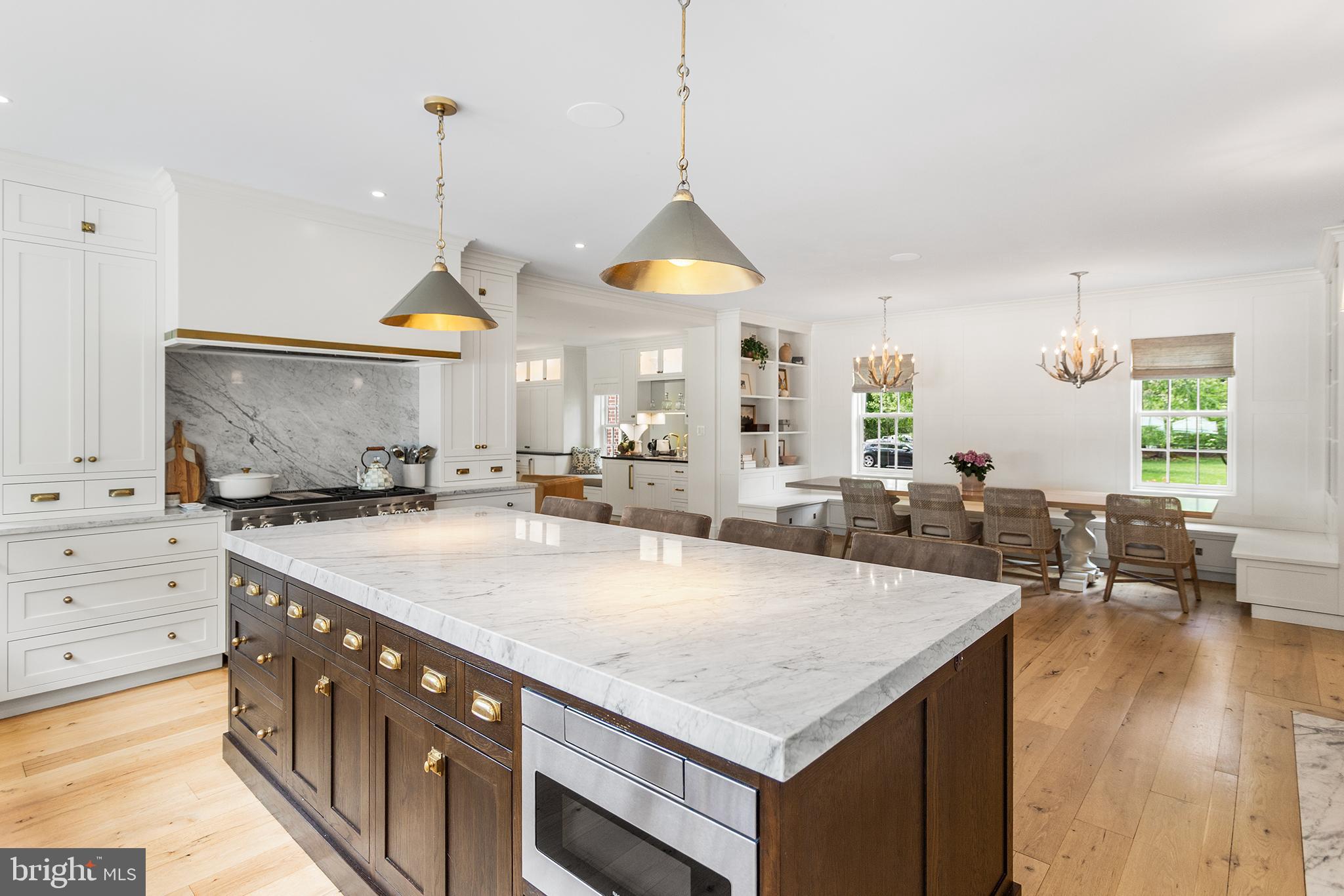 RADNOR HUNT - Residential