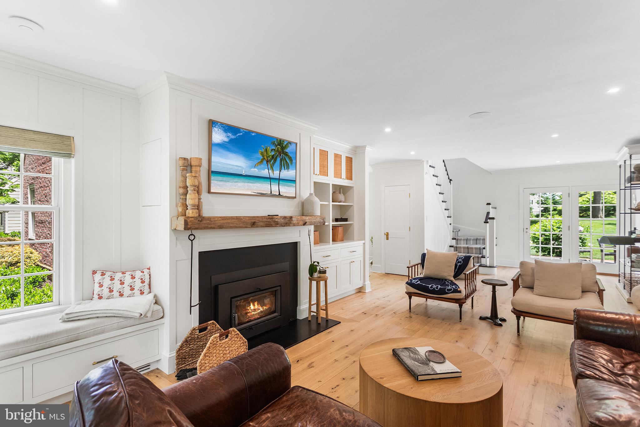 RADNOR HUNT - Residential
