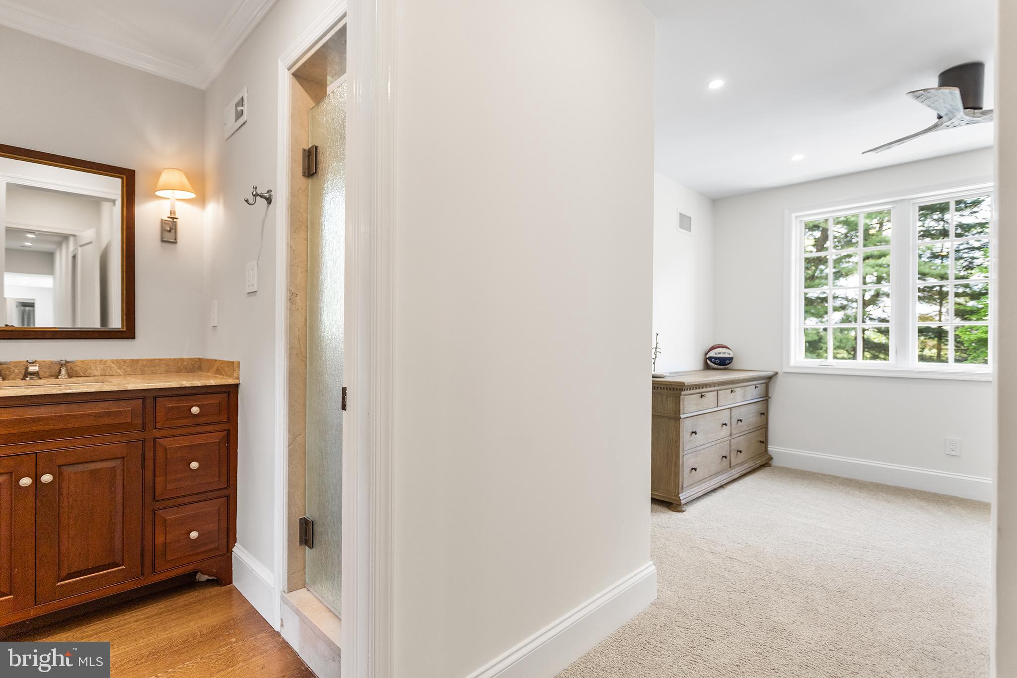 RADNOR HUNT - Residential