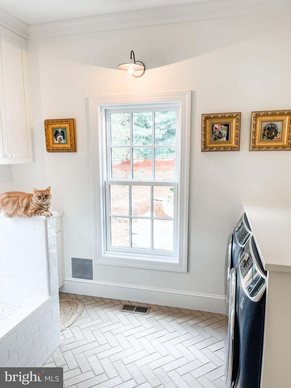 RADNOR HUNT - Residential