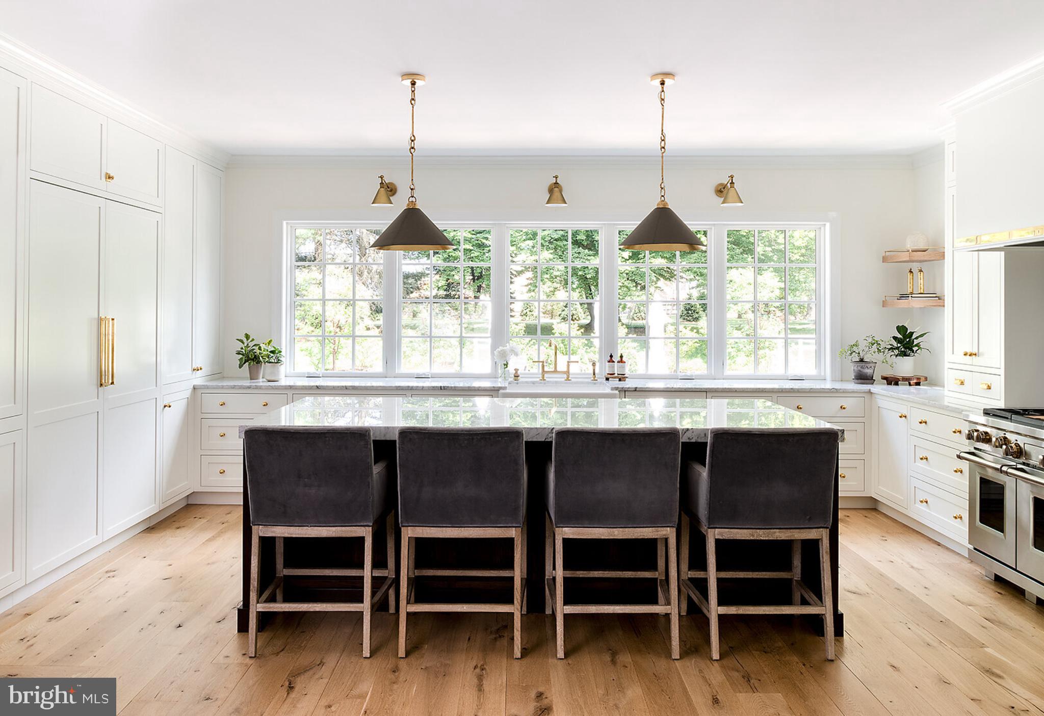 RADNOR HUNT - Residential