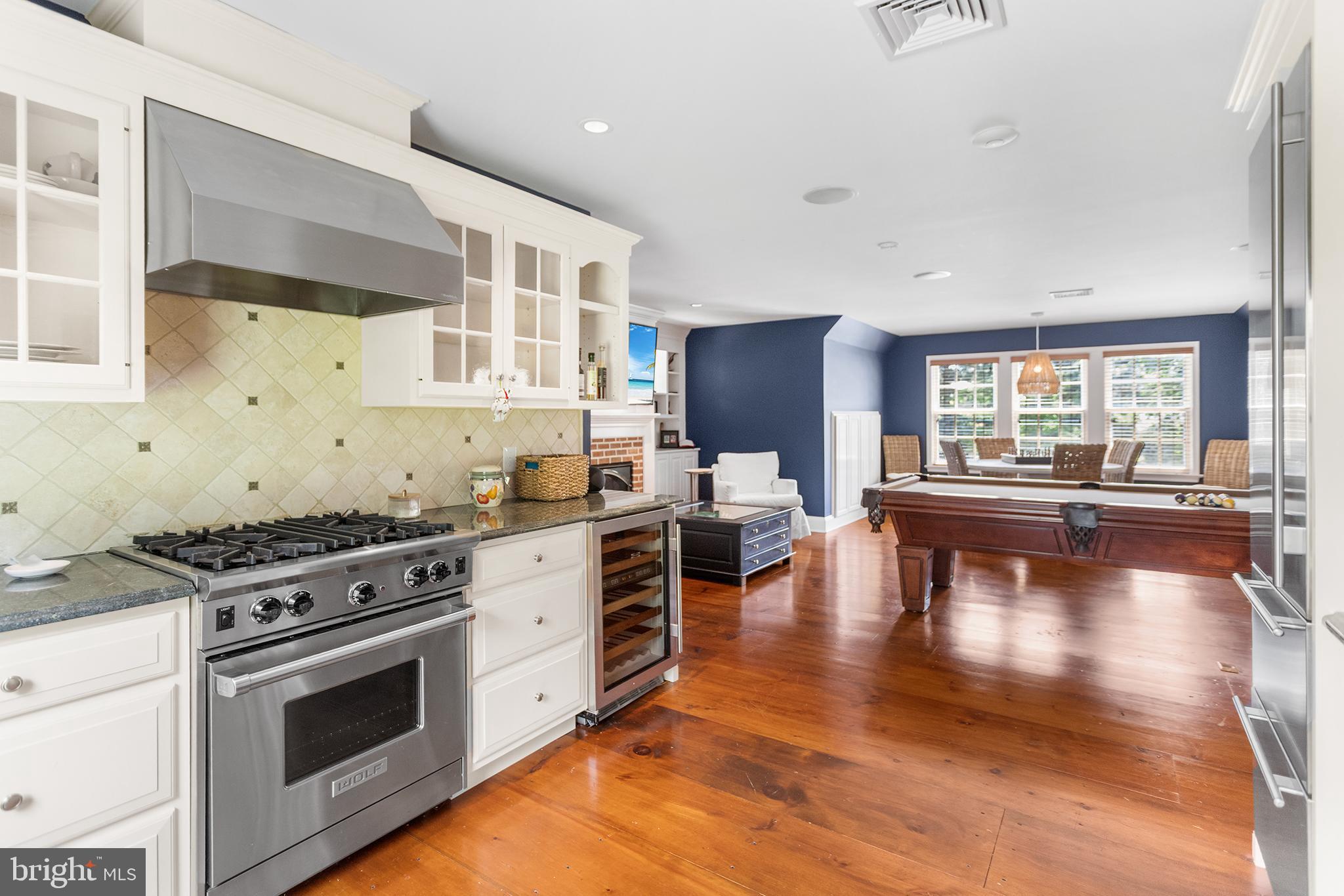 RADNOR HUNT - Residential