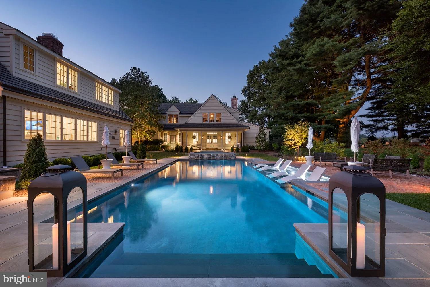 RADNOR HUNT - Residential