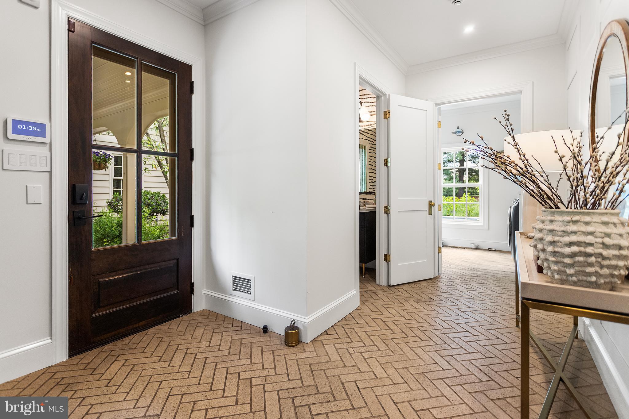 RADNOR HUNT - Residential