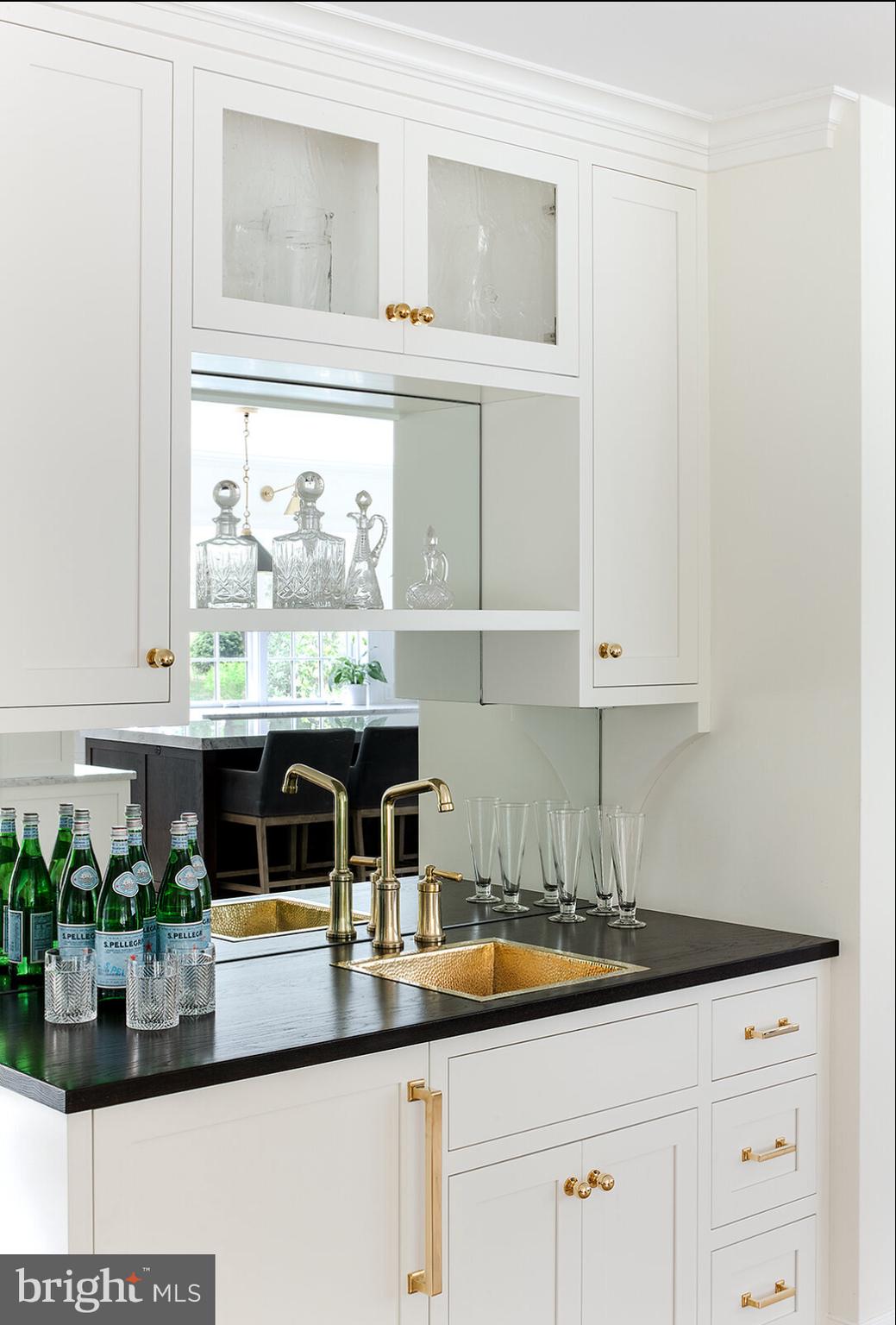 RADNOR HUNT - Residential