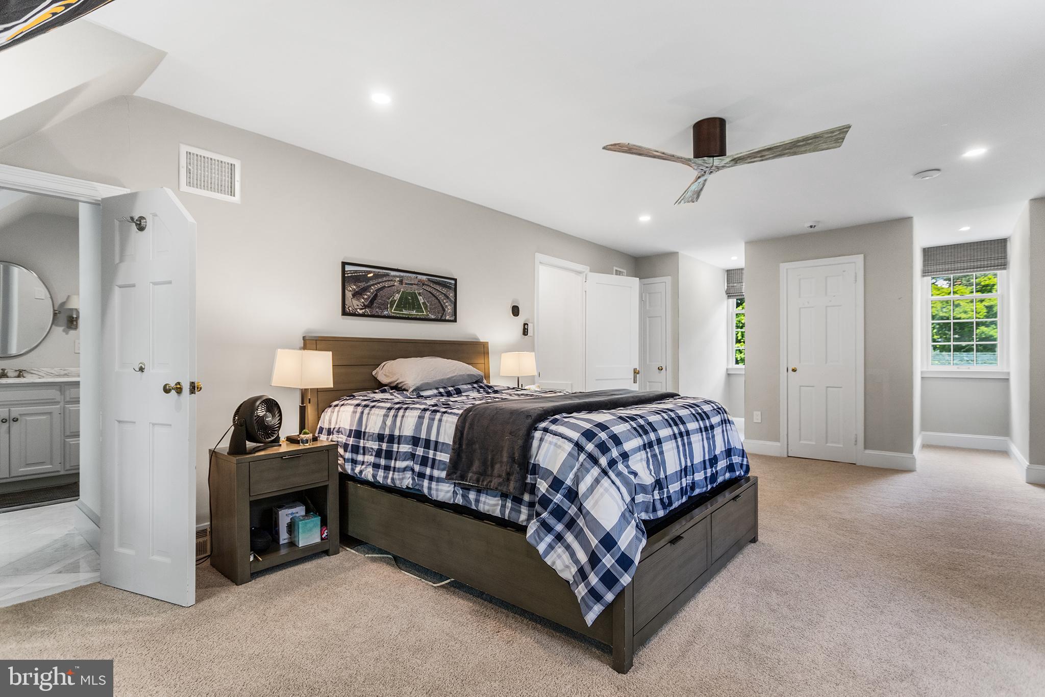 RADNOR HUNT - Residential
