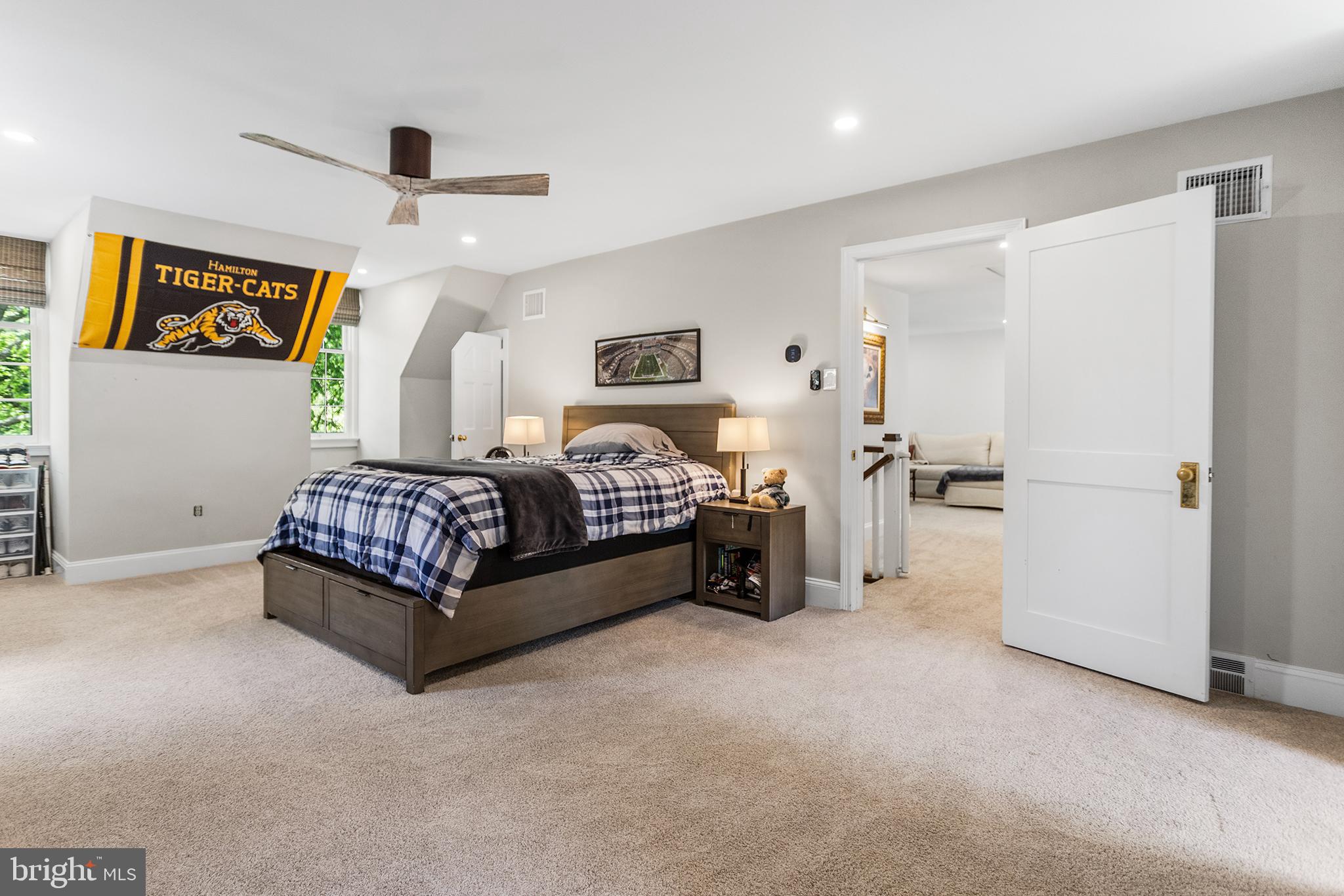 RADNOR HUNT - Residential