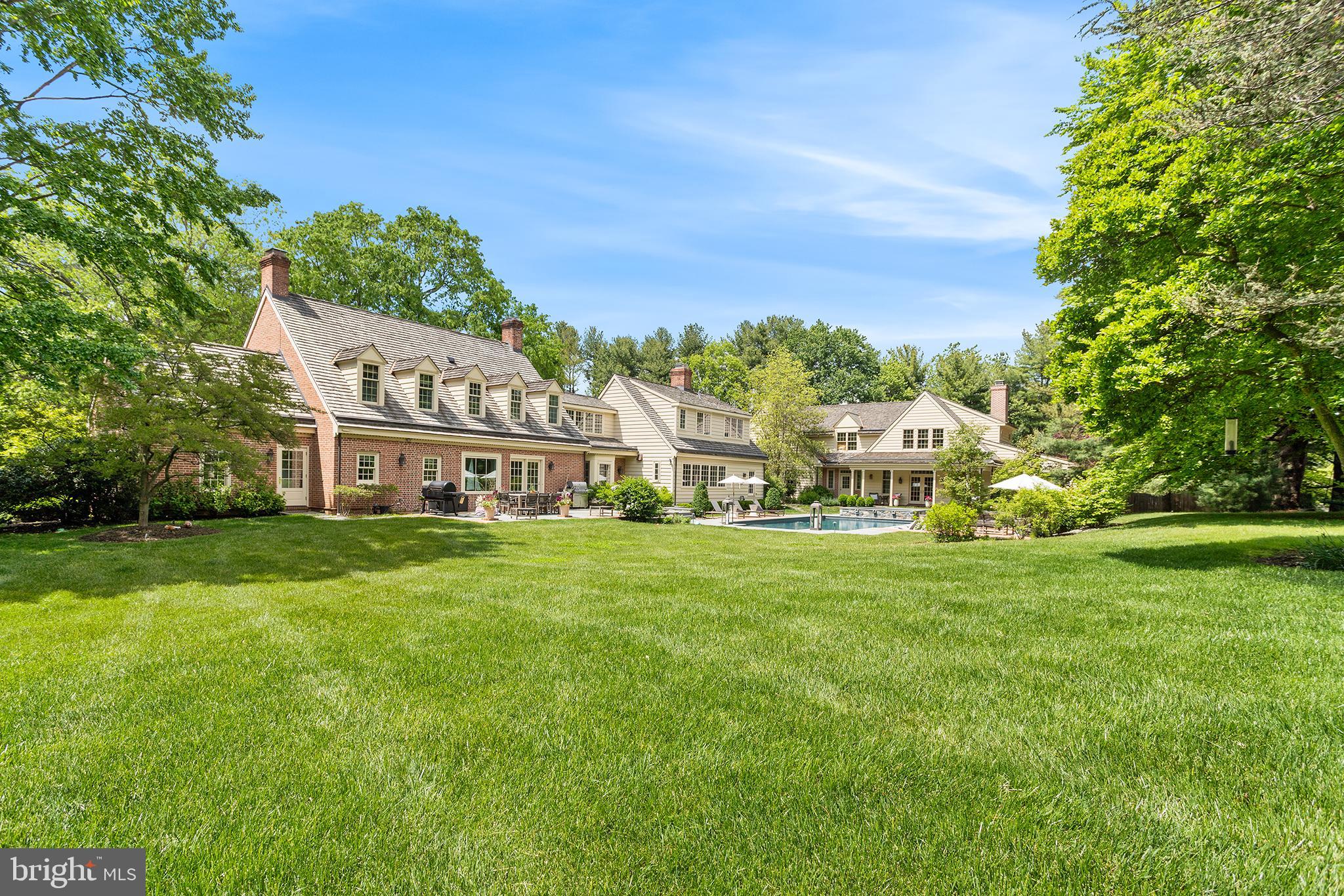 RADNOR HUNT - Residential