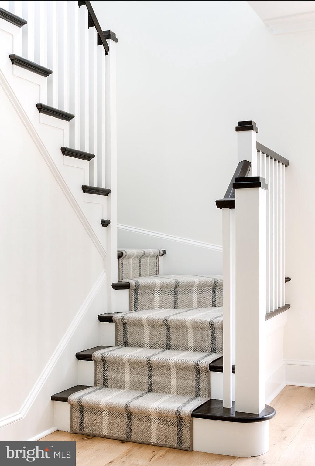 RADNOR HUNT - Residential