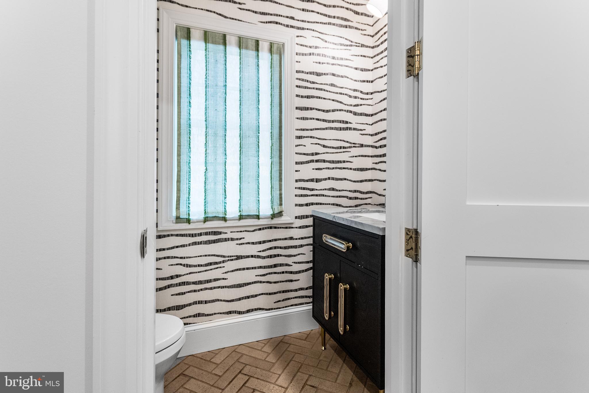 RADNOR HUNT - Residential