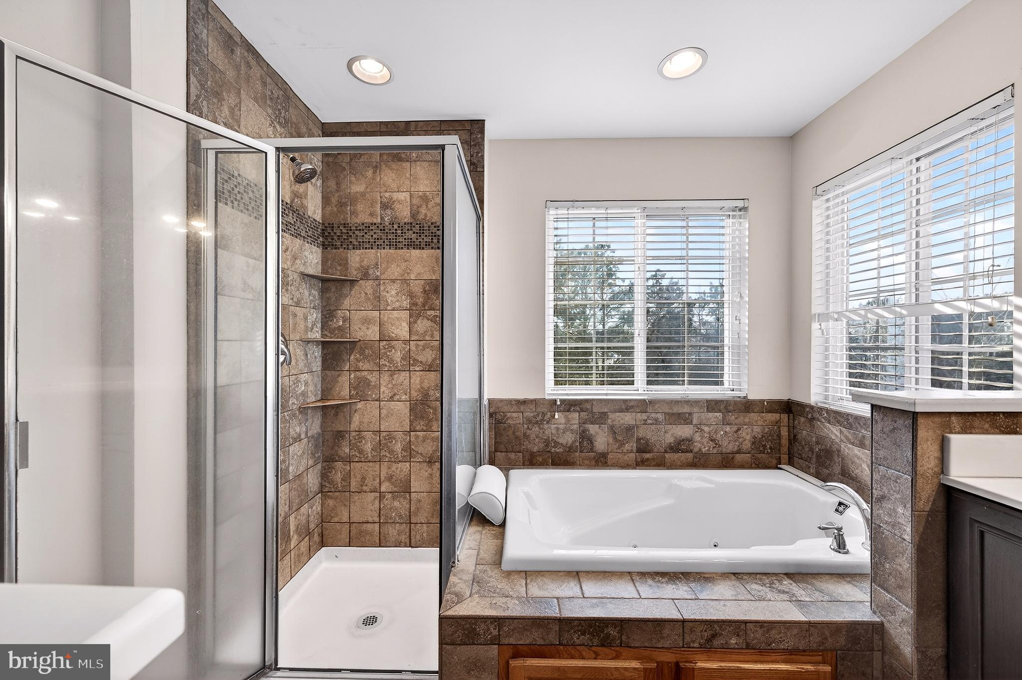 PINTAIL LANDING - Residential