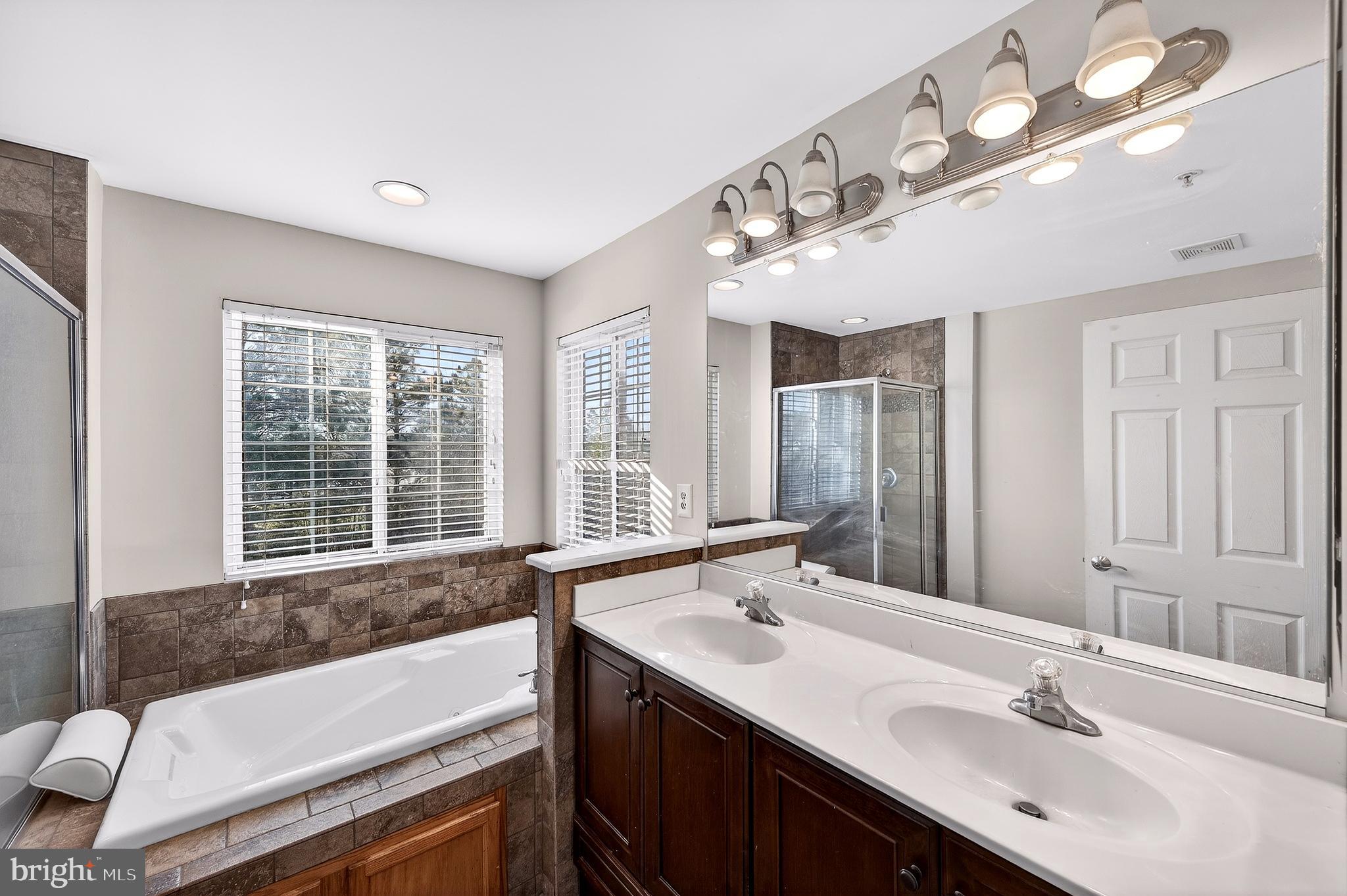 PINTAIL LANDING - Residential