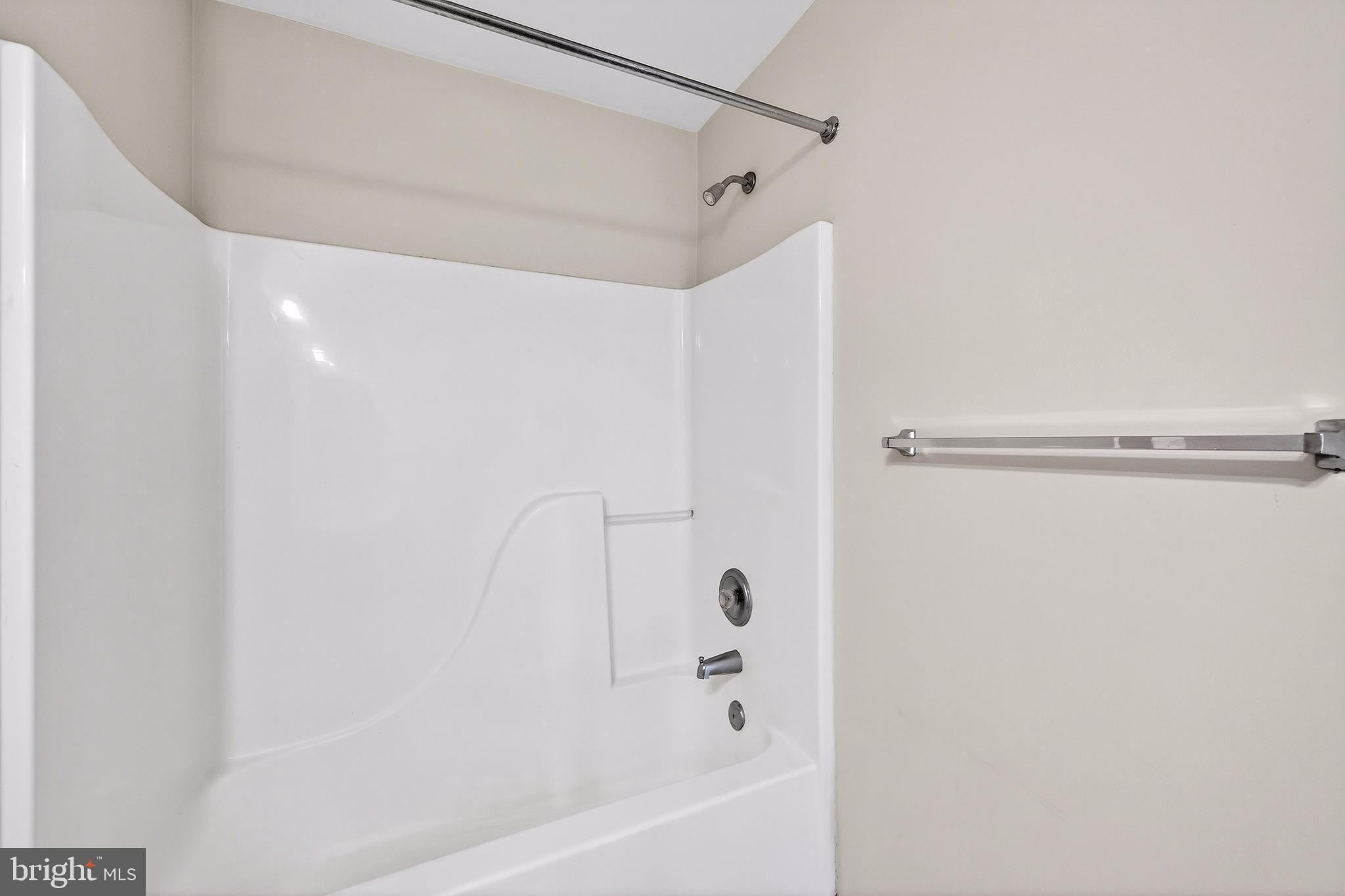 PINTAIL LANDING - Residential