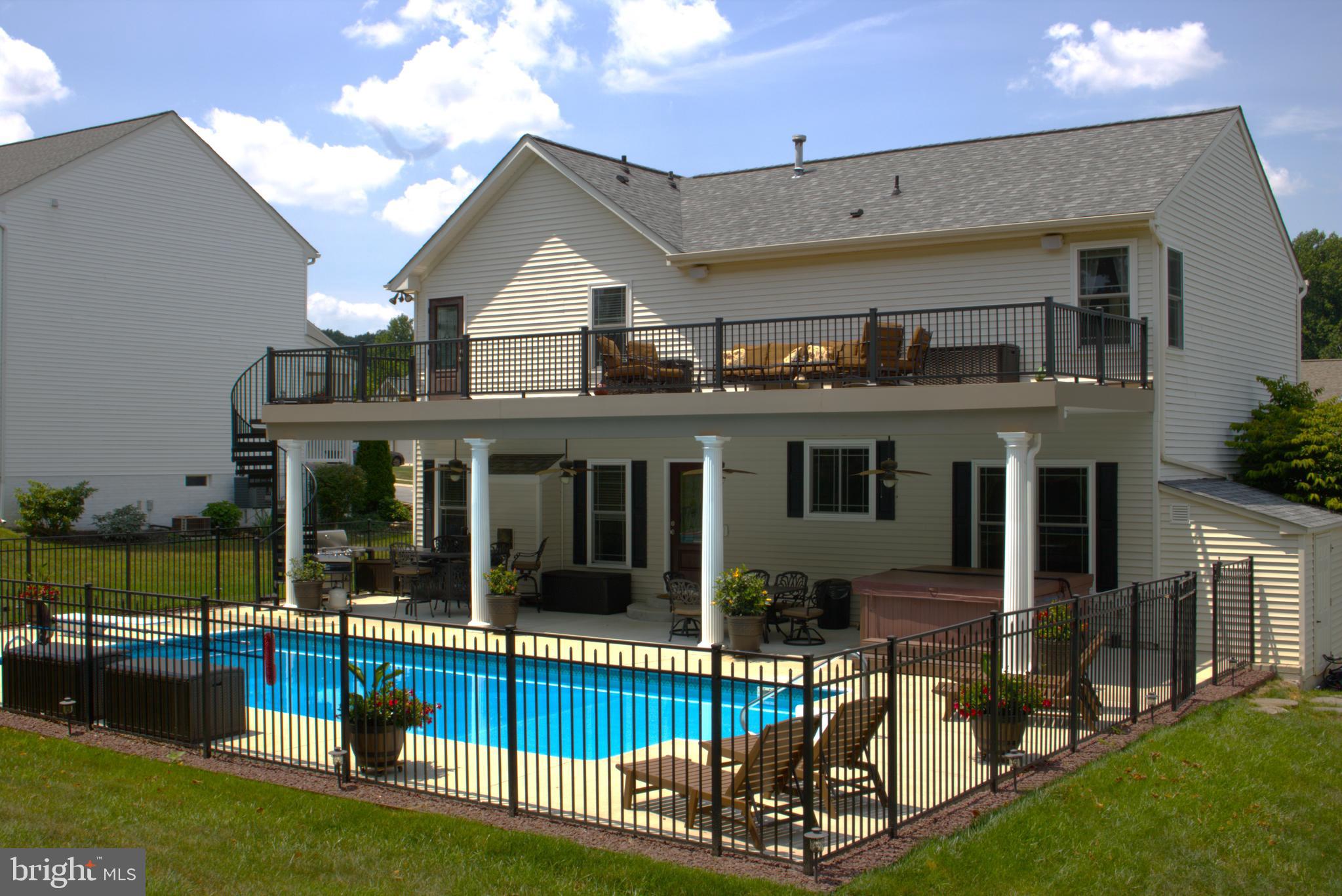 WINDEMERE ESTATES - Residential