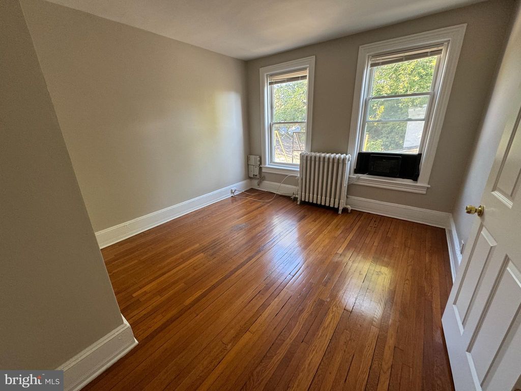 Photo of 322 W State Street #3, TRENTON, NJ 08618 (MLS # NJME2067092)