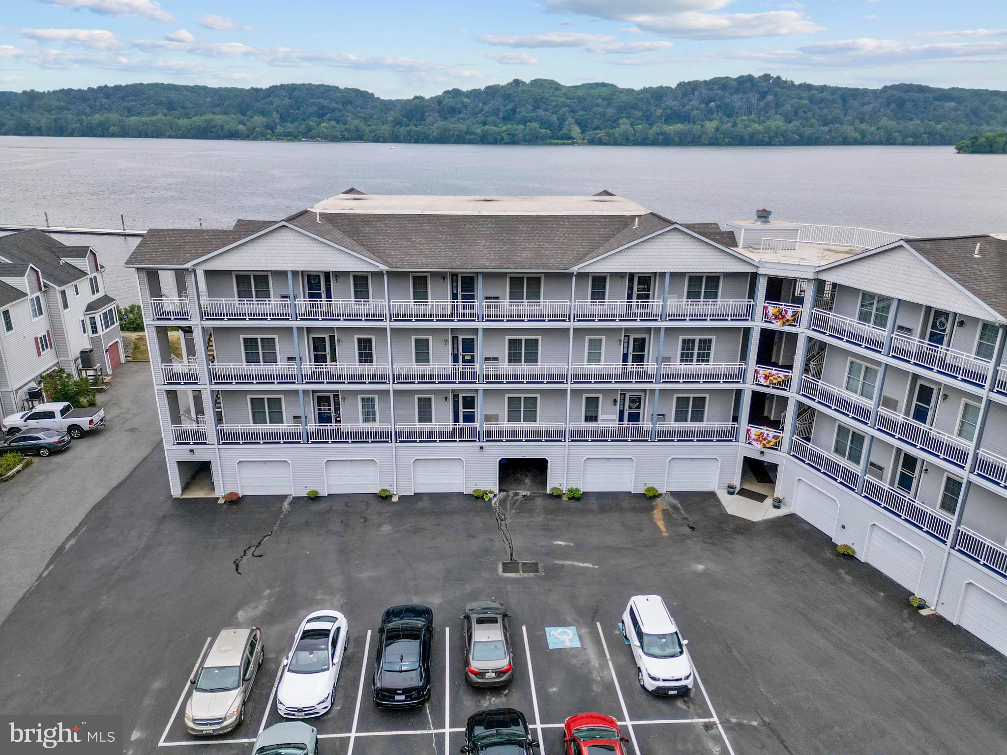 TOMES LANDING II - Residential