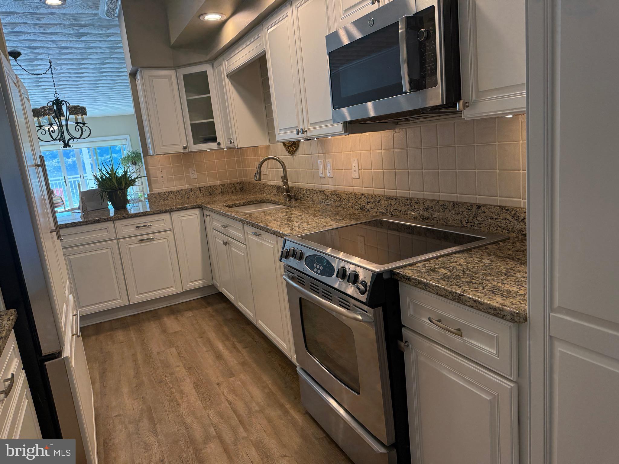 TOMES LANDING II - Residential