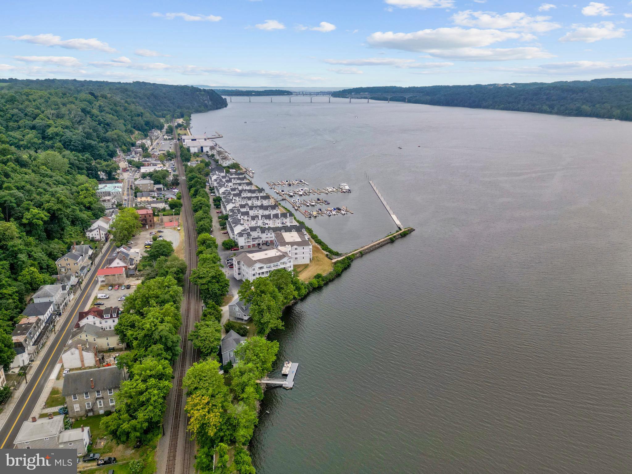 TOMES LANDING II - Residential