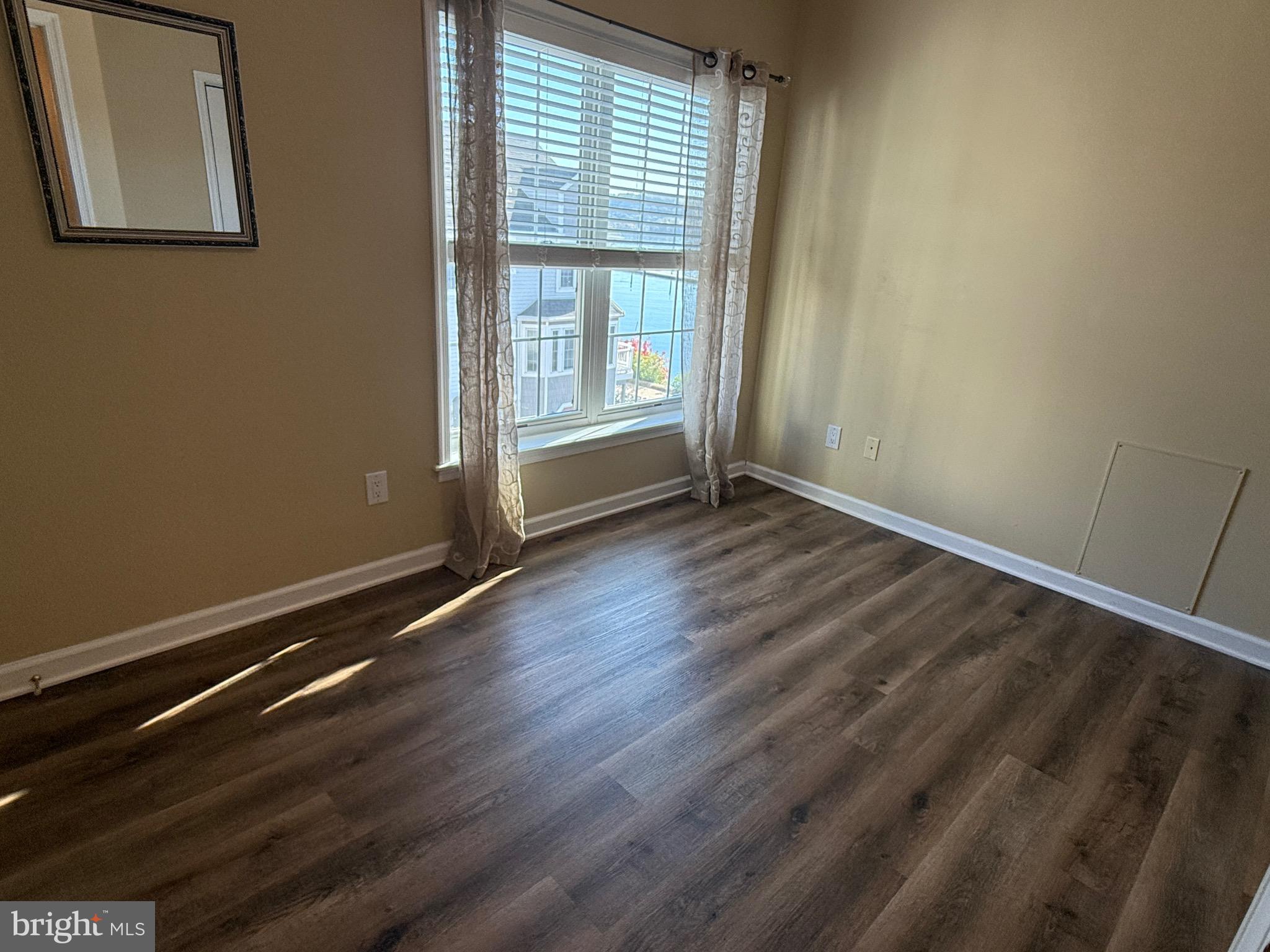 TOMES LANDING II - Residential