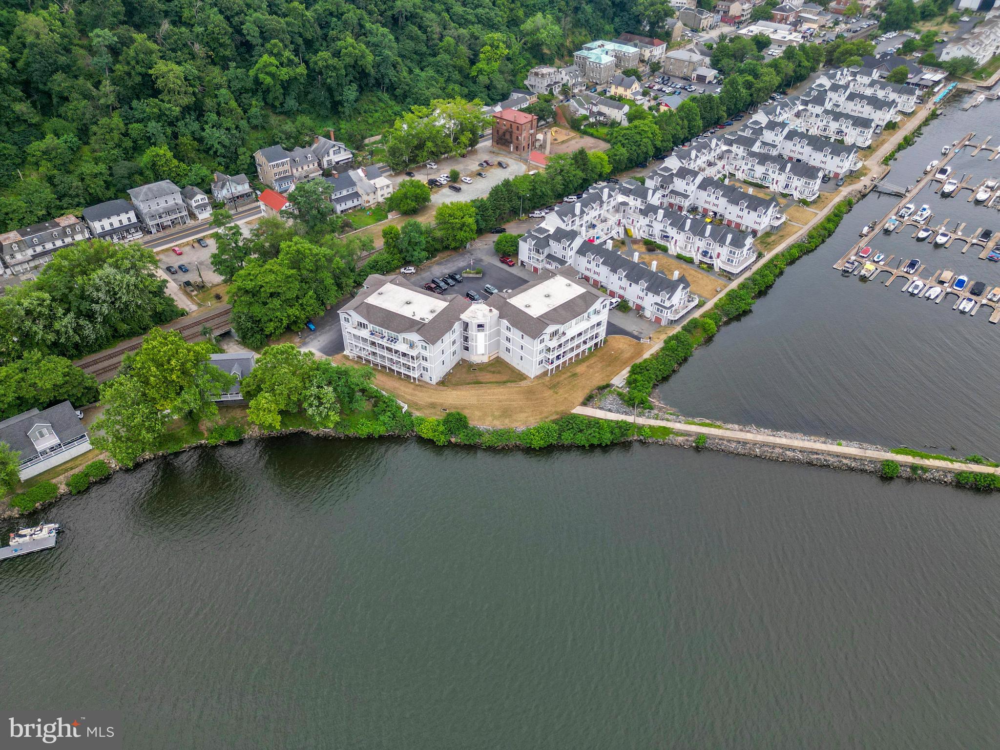 TOMES LANDING II - Residential