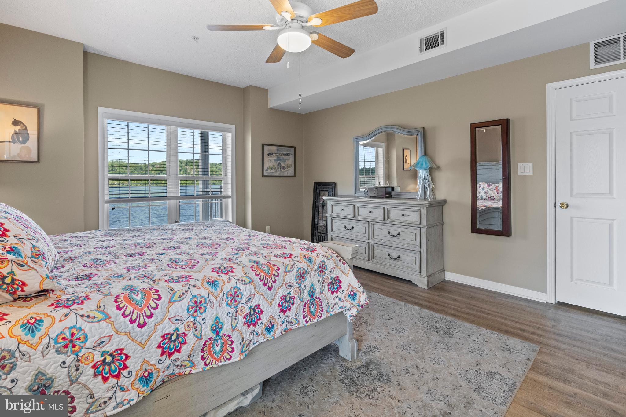 TOMES LANDING II - Residential