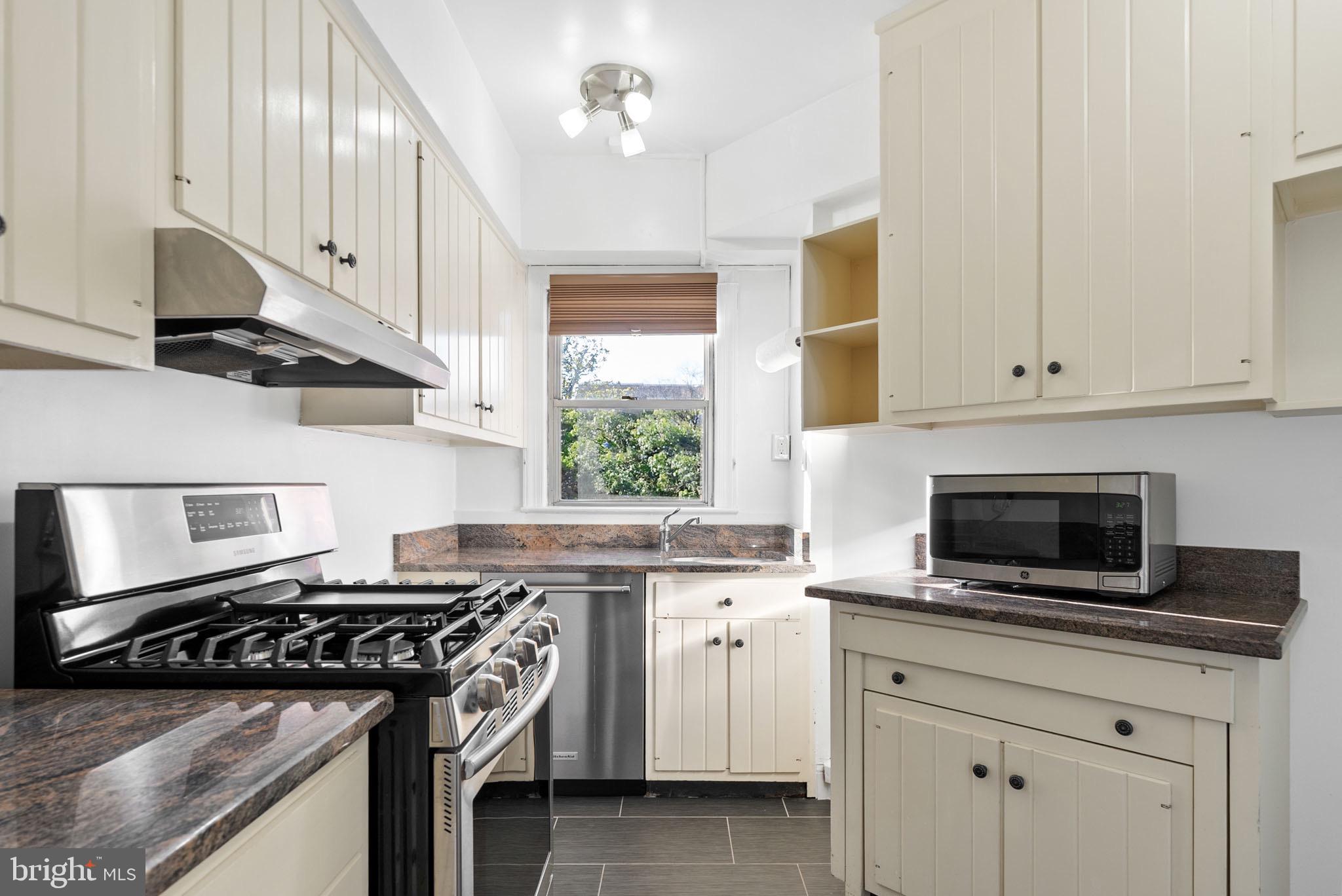 2500 Q STREET NW 214