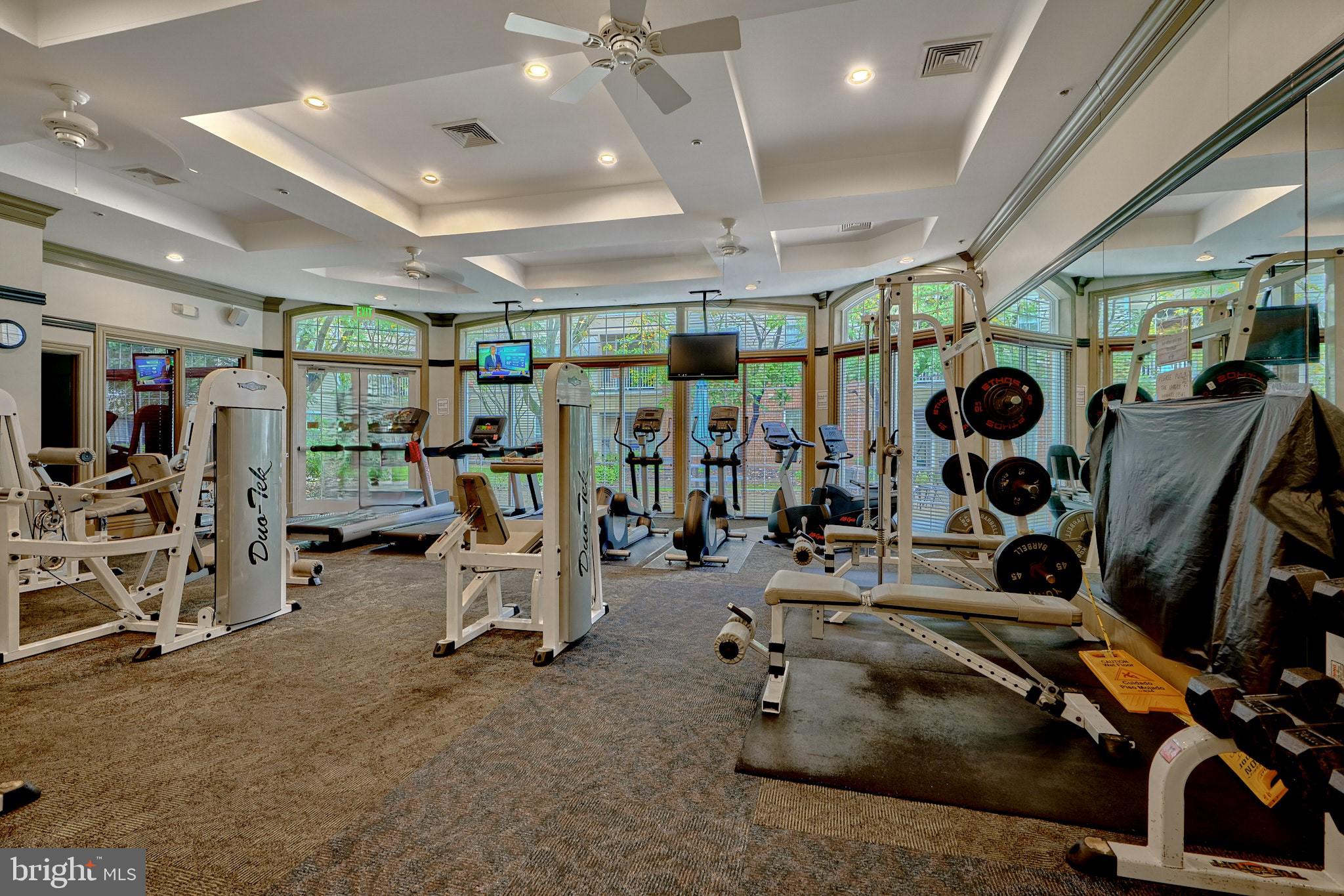 HIGH VIEW - Residential