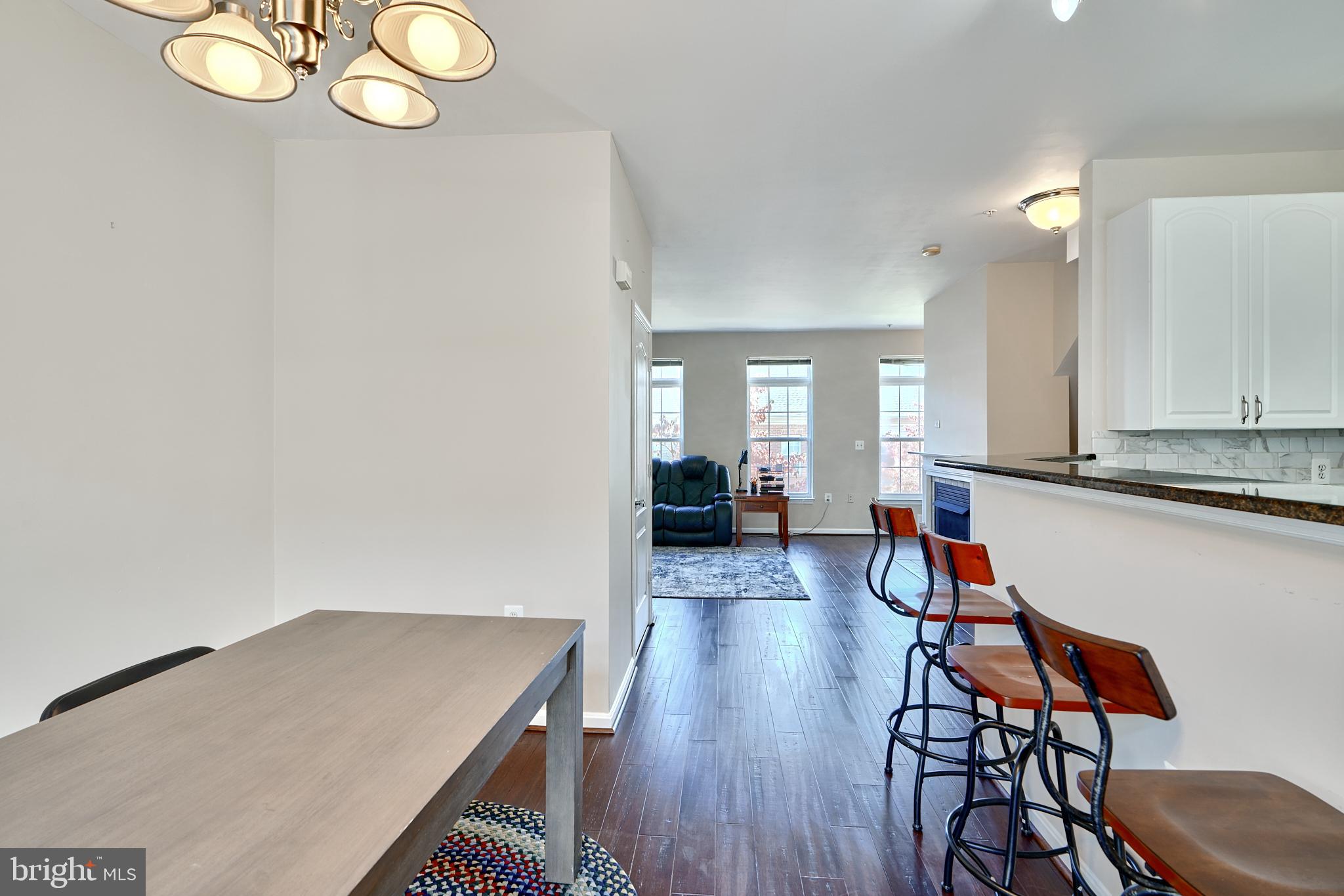 HIGH VIEW - Residential