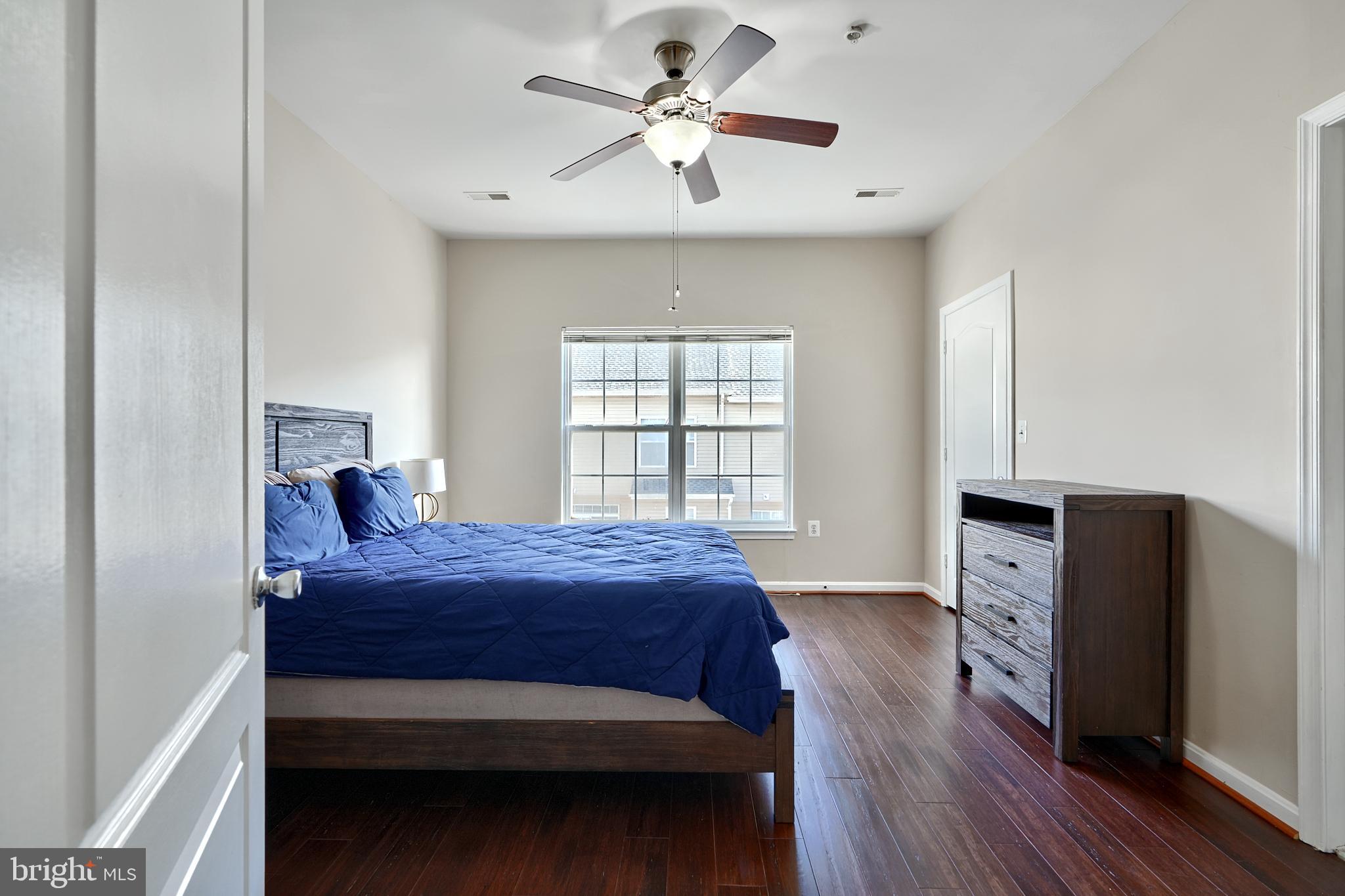 HIGH VIEW - Residential