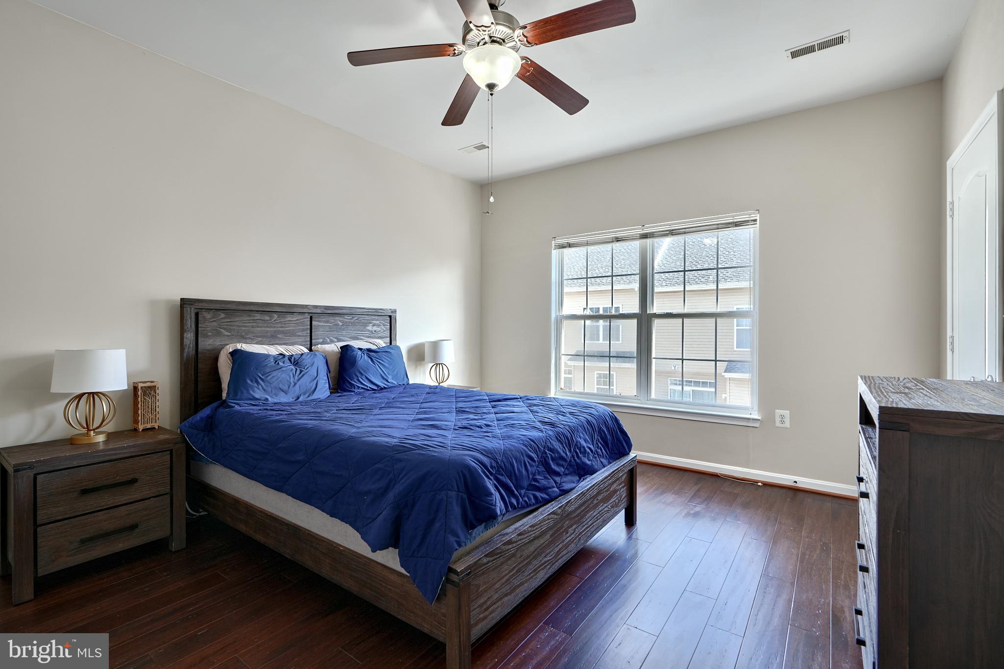 HIGH VIEW - Residential