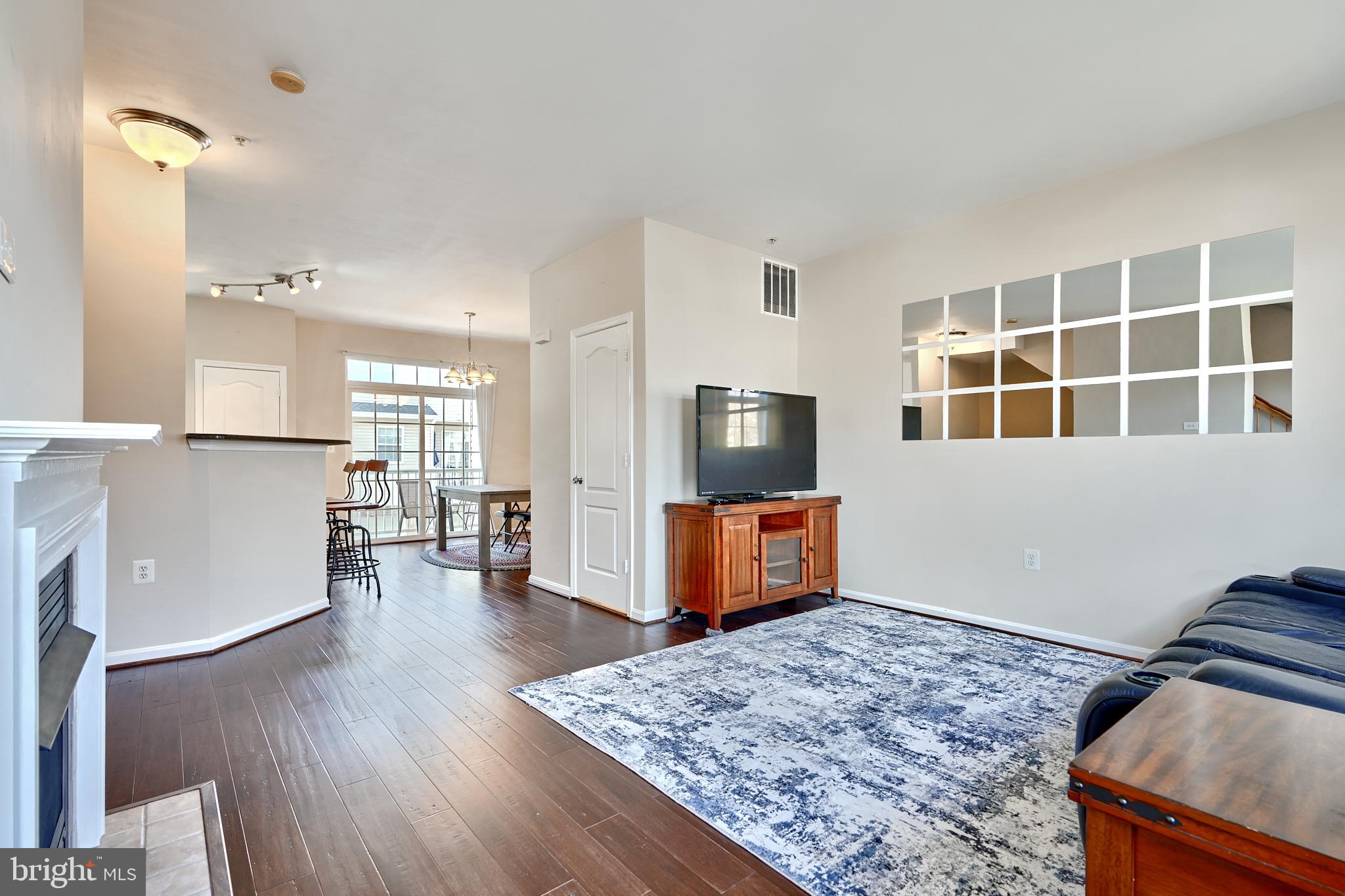 HIGH VIEW - Residential