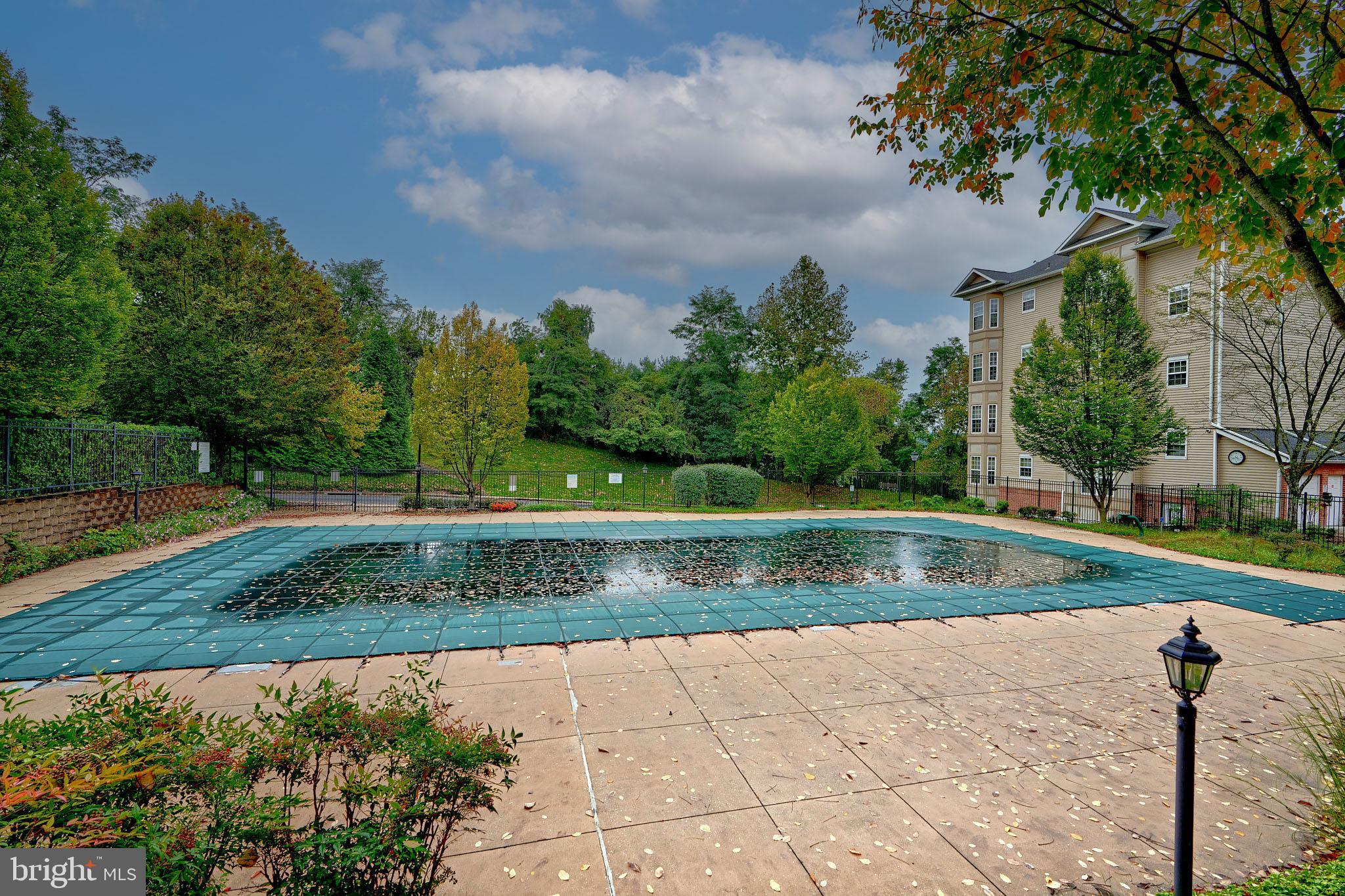 HIGH VIEW - Residential