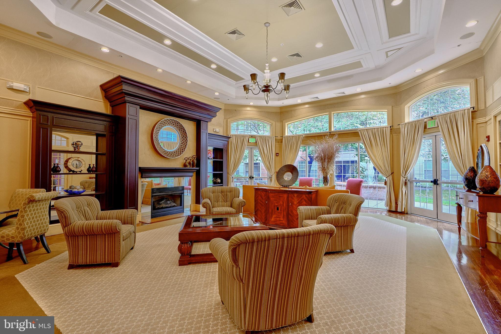 HIGH VIEW - Residential