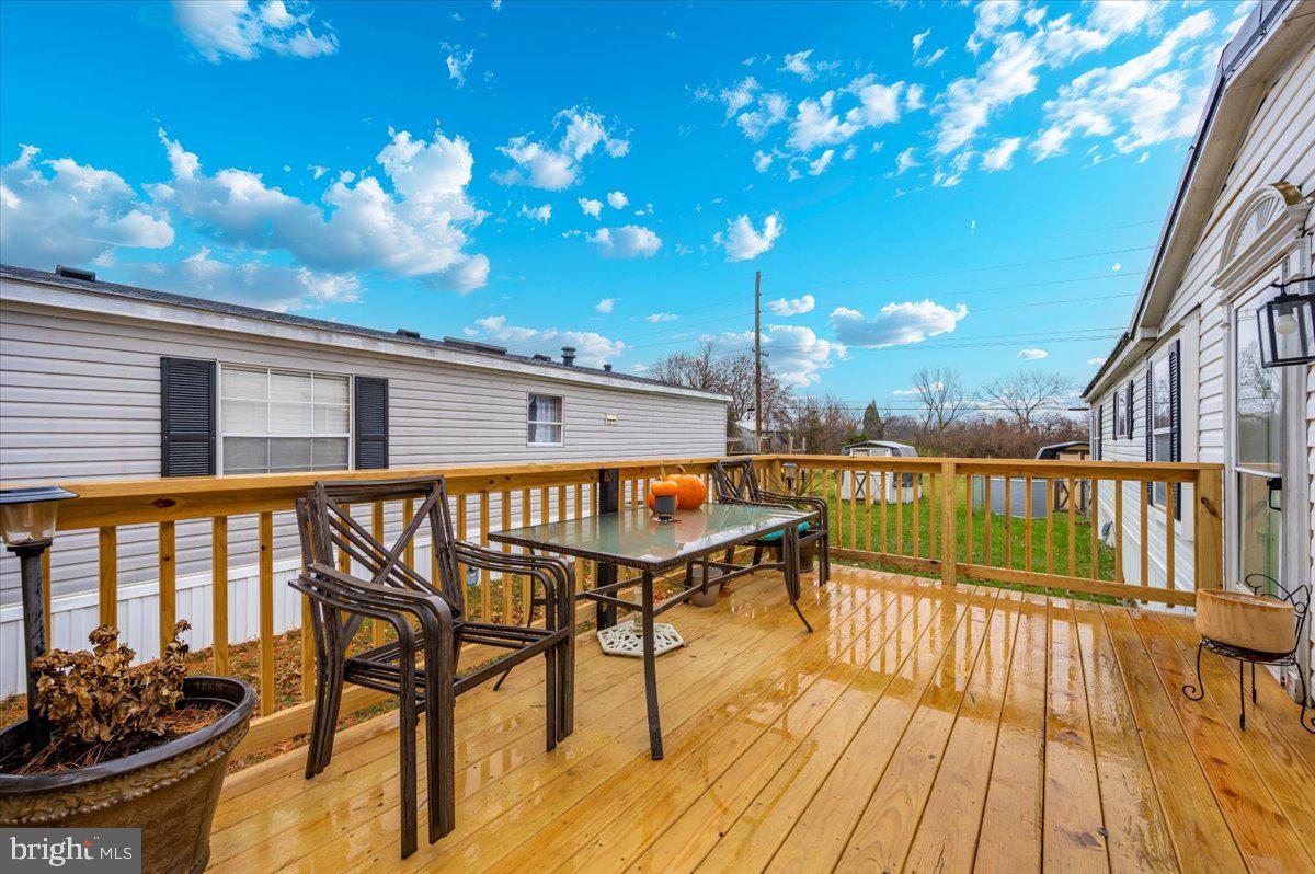 ROYAL CREST ESTATES - Residential