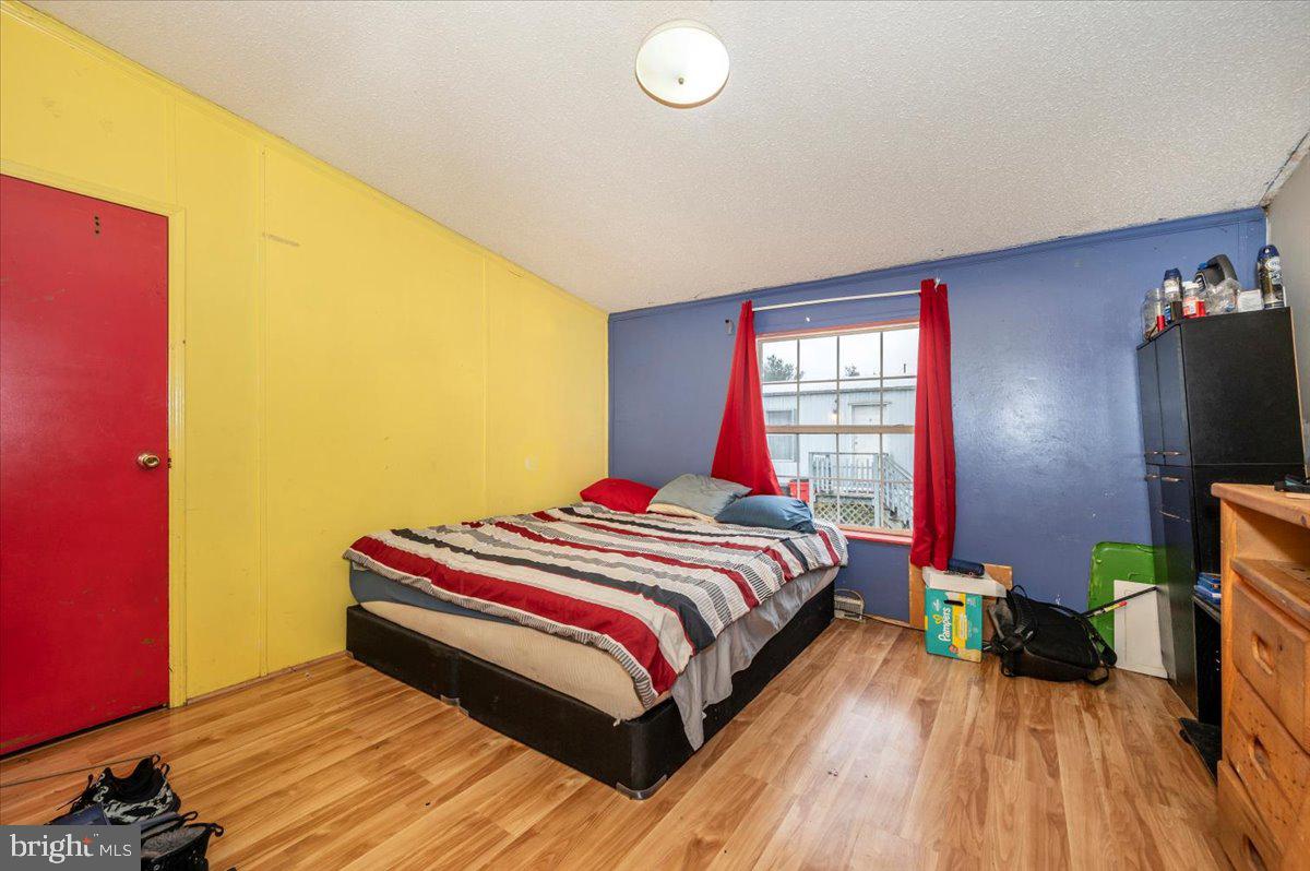 ROYAL CREST ESTATES - Residential