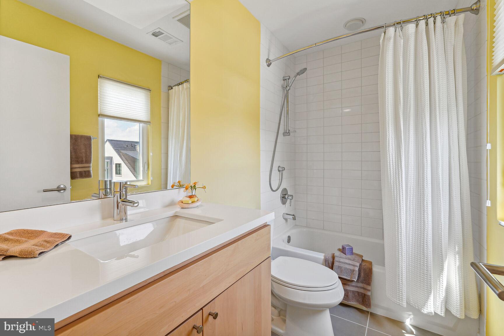 BRADLEY HILLS - Residential