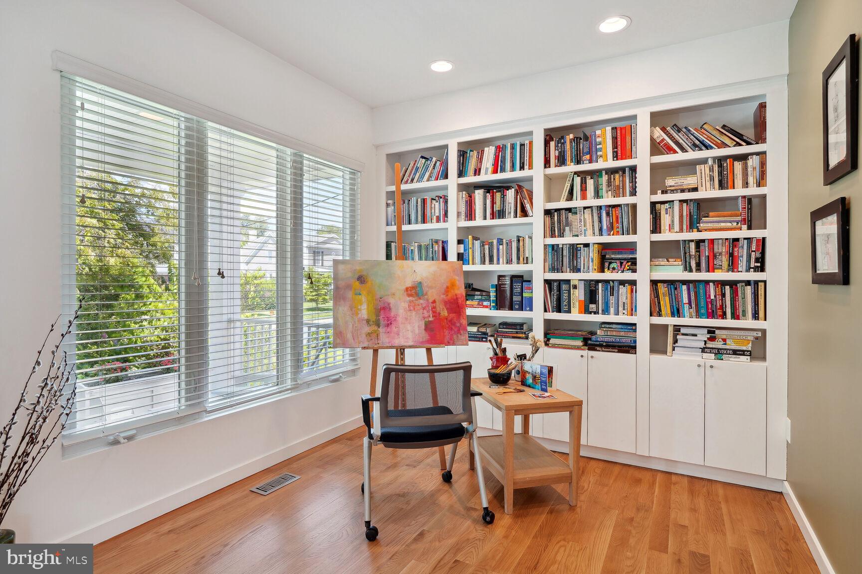 BRADLEY HILLS - Residential