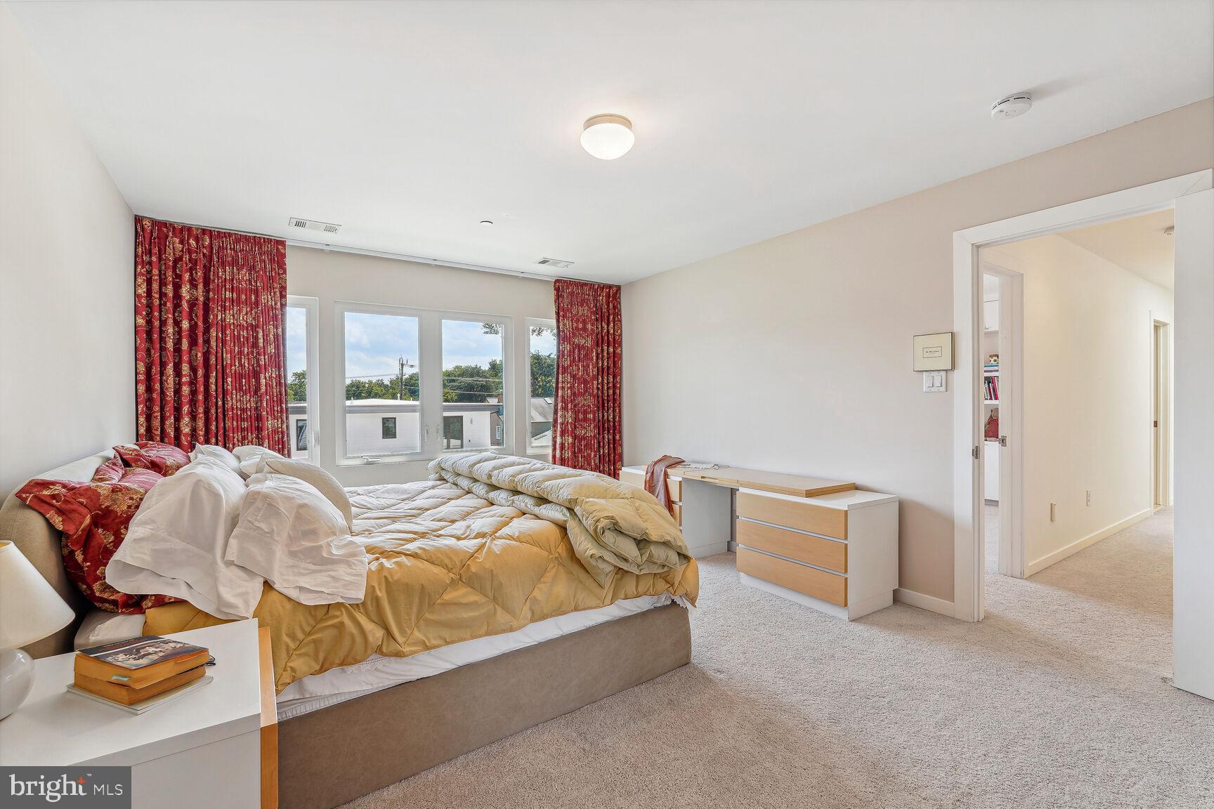 BRADLEY HILLS - Residential