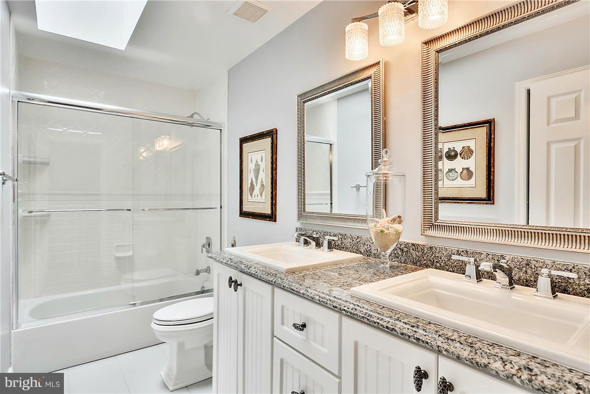 SHAKER WOODS - Residential