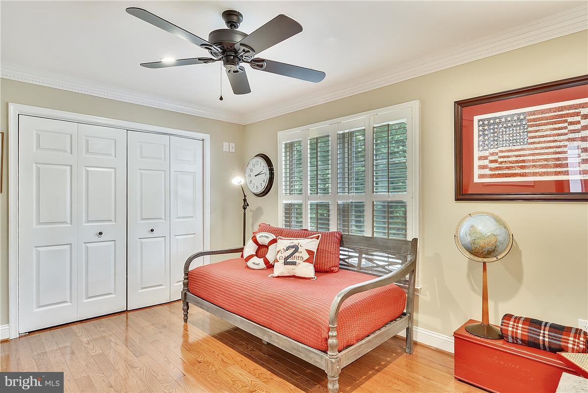 SHAKER WOODS - Residential