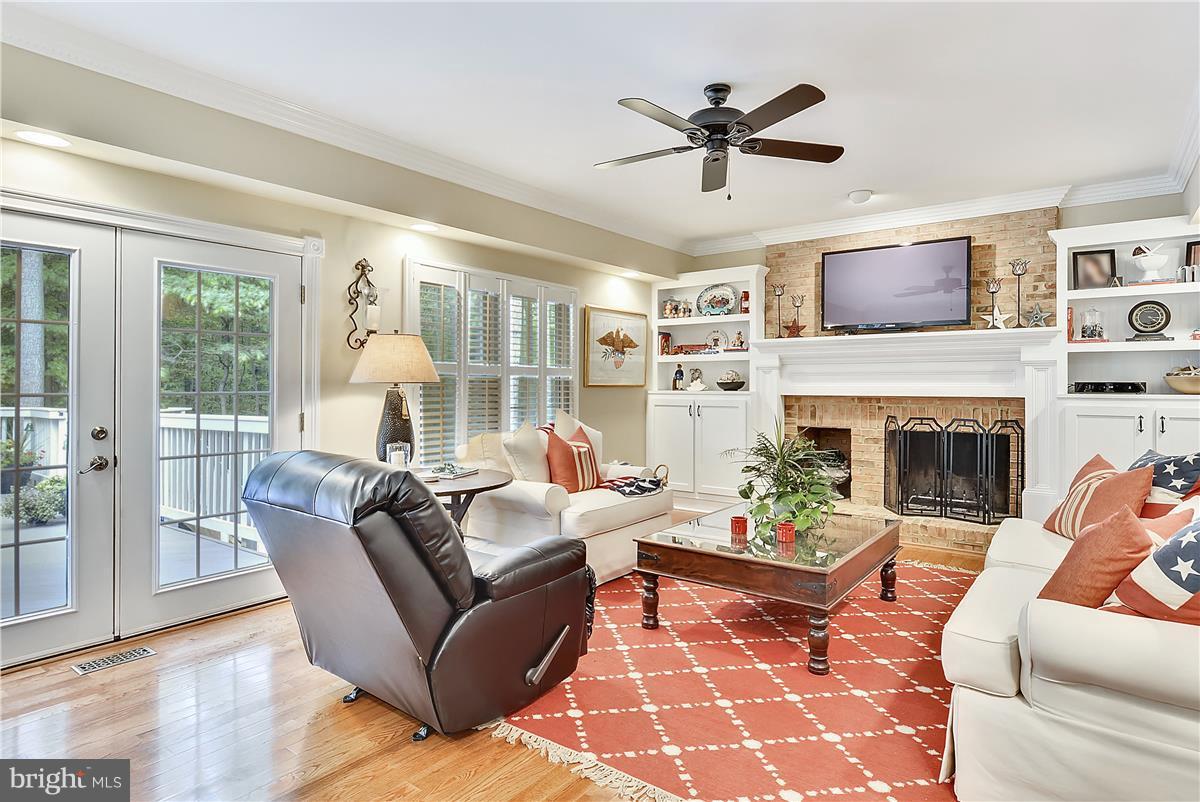 SHAKER WOODS - Residential